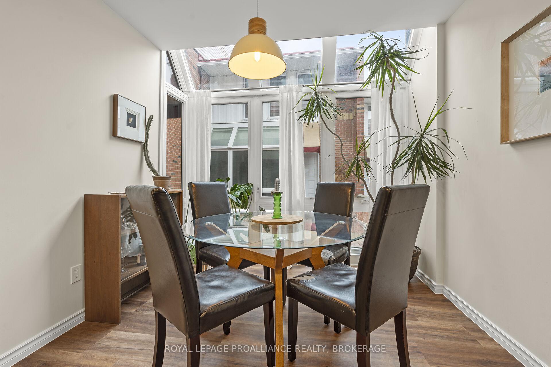 Photo 8 of Unit 42, 1 Place D'armes, Kingston, East of Sir John A. Blvd — HOMEH