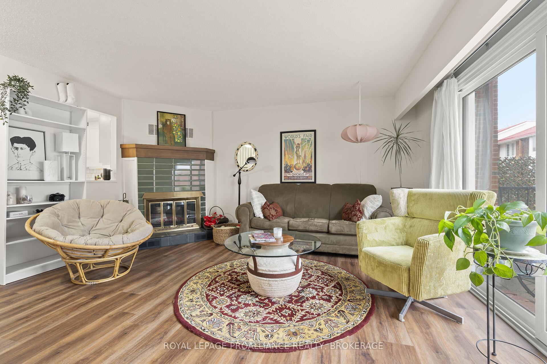 Photo 13 of Unit 42, 1 Place D'armes, Kingston, East of Sir John A. Blvd — HOMEH