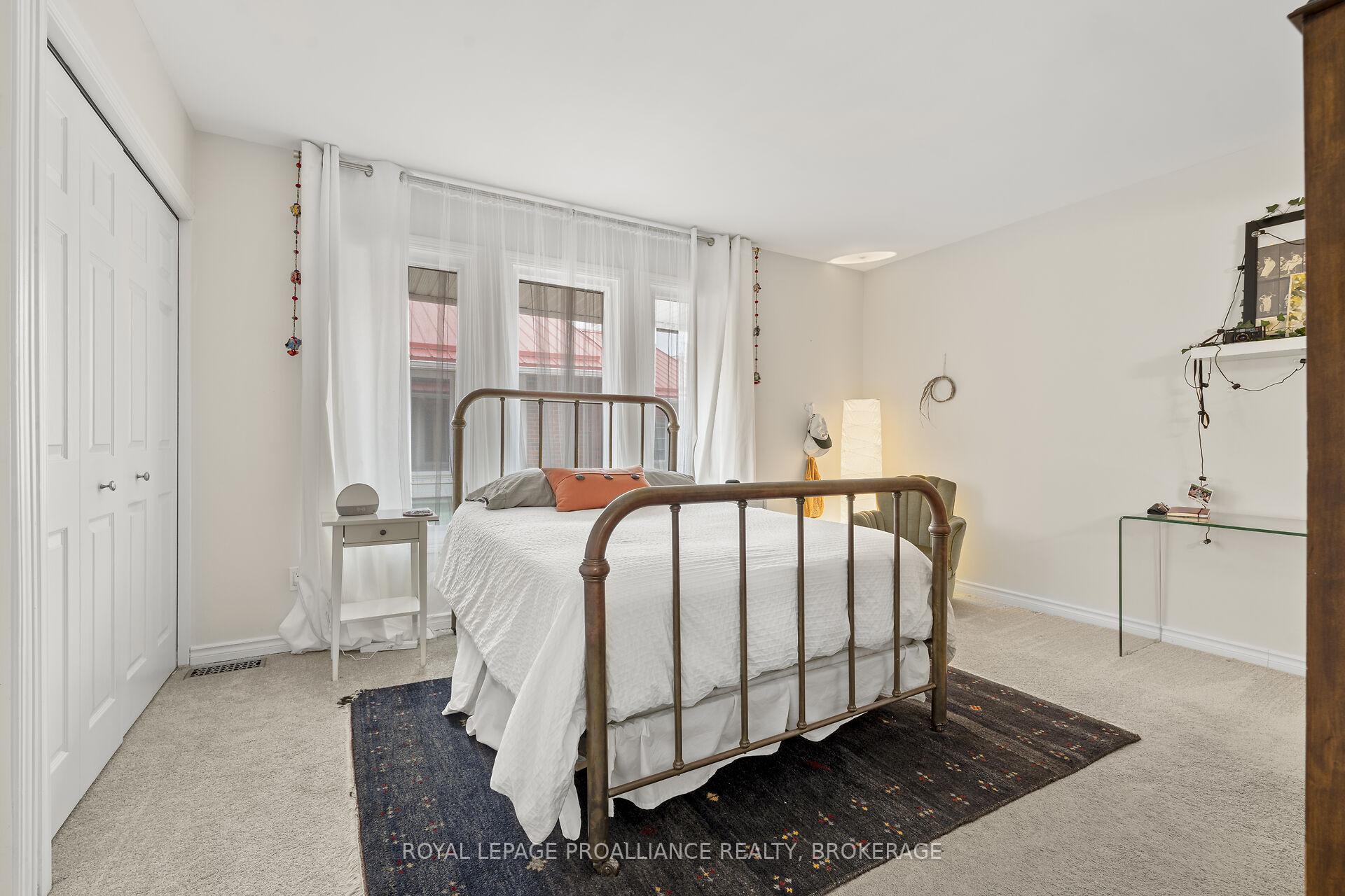 Photo 20 of Unit 42, 1 Place D'armes, Kingston, East of Sir John A. Blvd — HOMEH