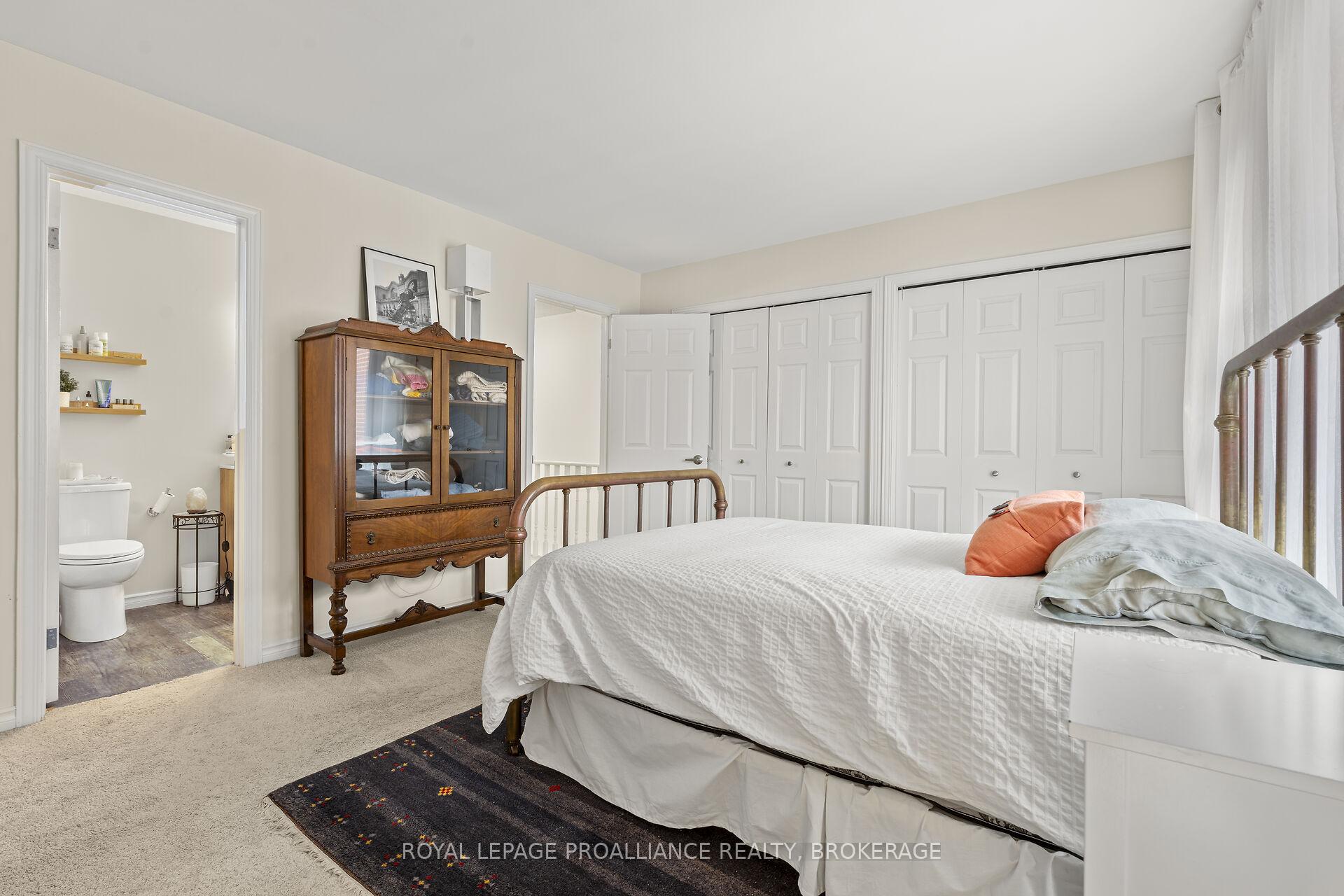 Photo 22 of Unit 42, 1 Place D'armes, Kingston, East of Sir John A. Blvd — HOMEH