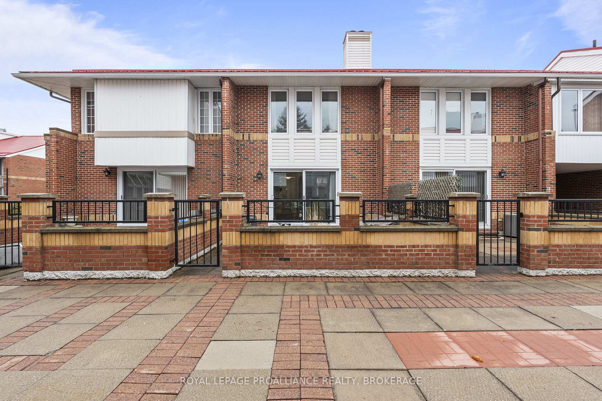 Photo 26 of Unit 42, 1 Place D'armes, Kingston, East of Sir John A. Blvd — HOMEH