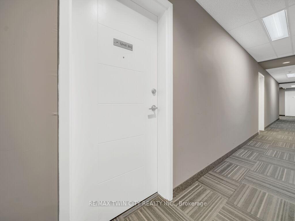 Photo 5 of Unit 302, 280 Lester Street, Waterloo, Beechwood/University — HOMEH