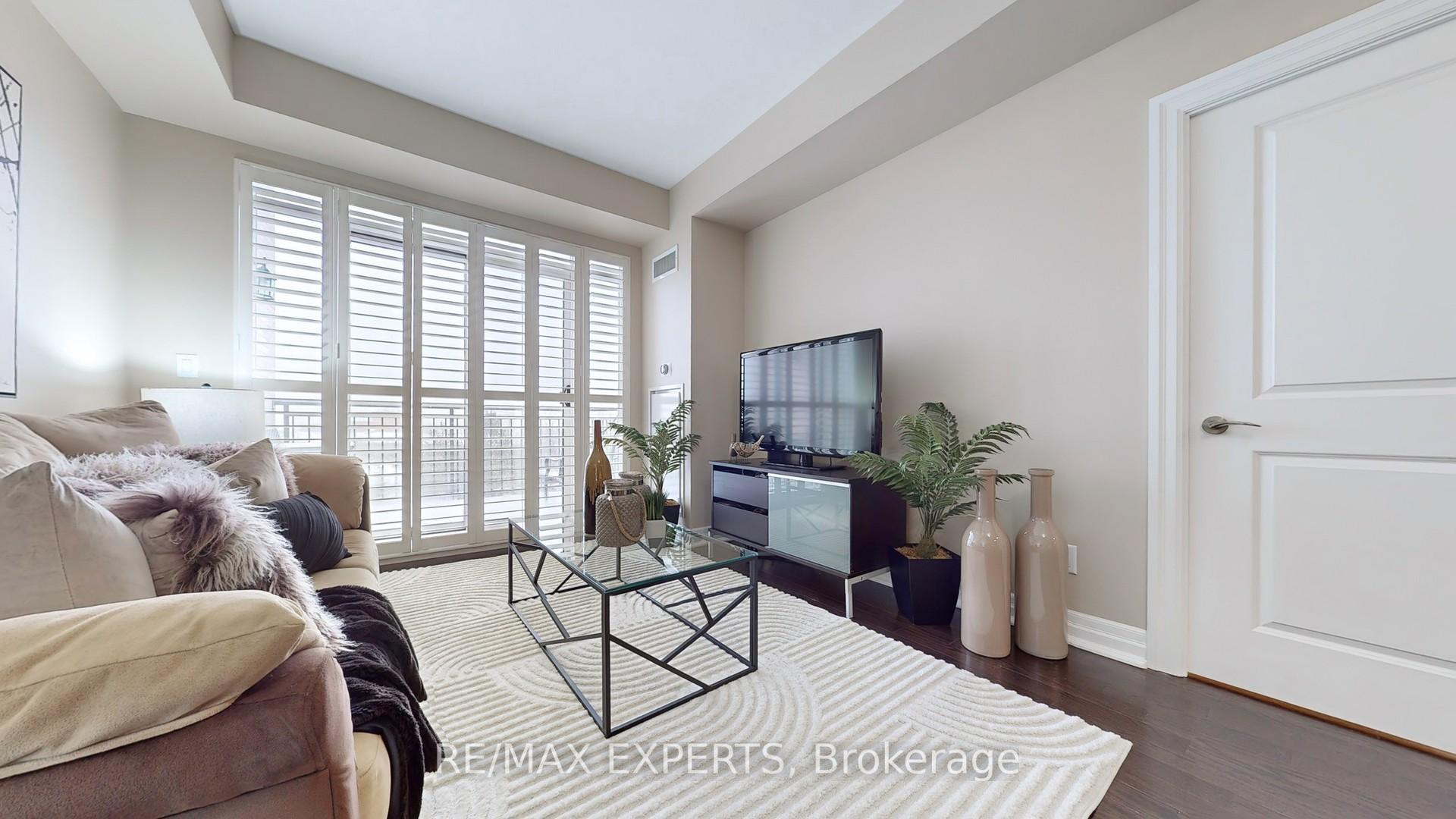 Photo 5 of Unit 409, 180 John West Way, Aurora, Bayview Wellington — HOMEH