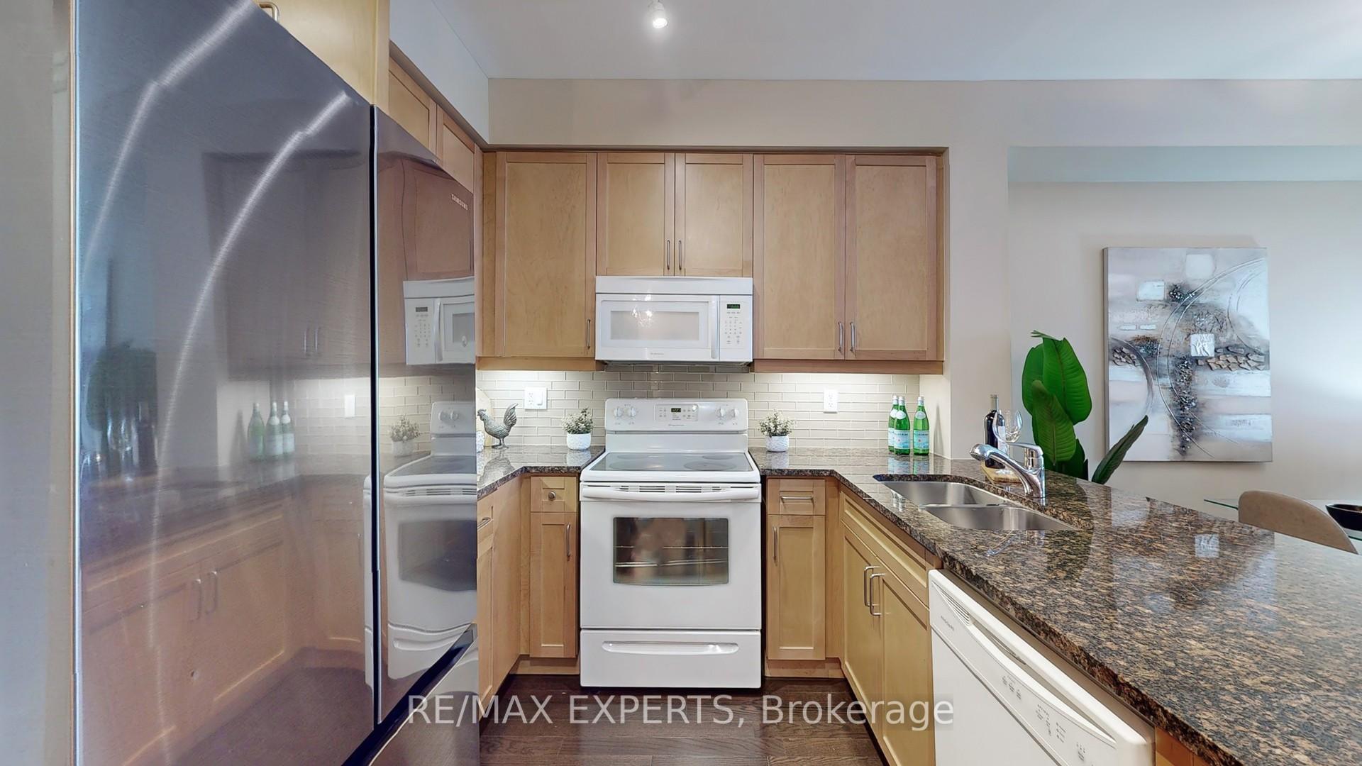 Photo 11 of Unit 409, 180 John West Way, Aurora, Bayview Wellington — HOMEH