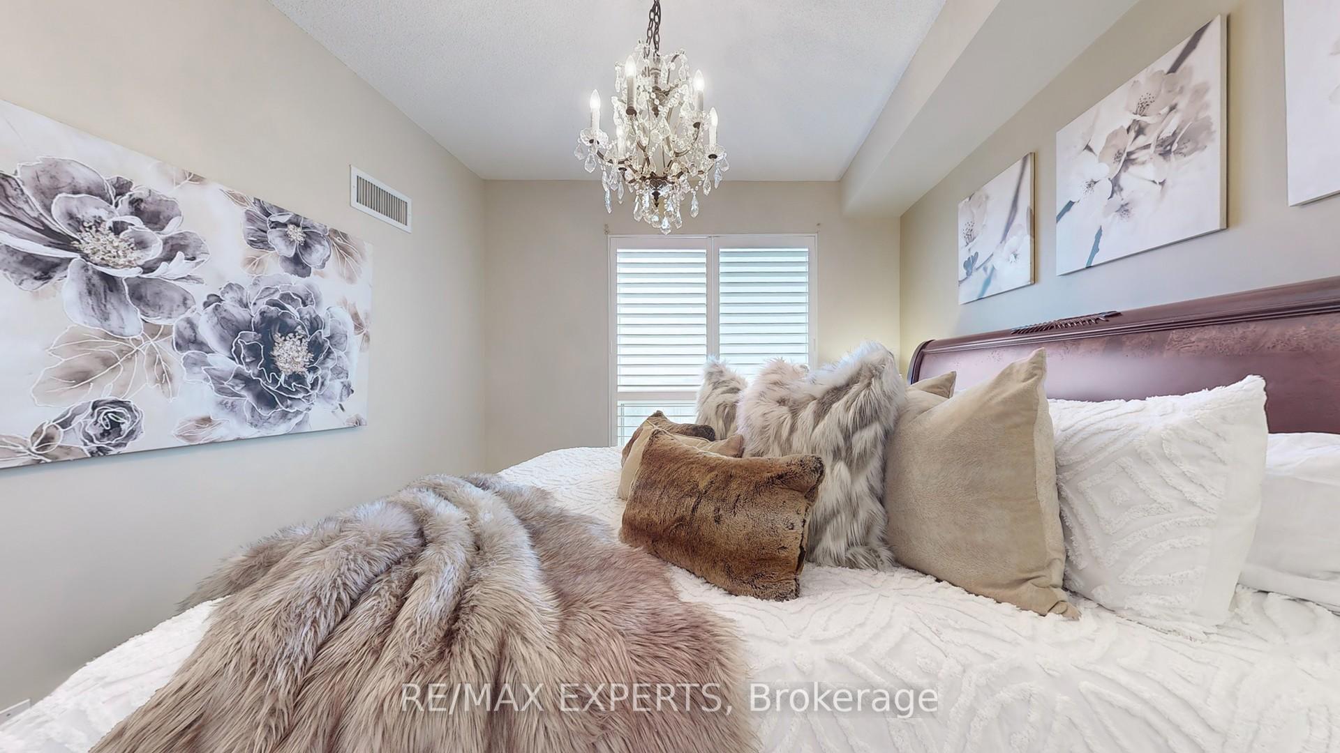 Photo 13 of Unit 409, 180 John West Way, Aurora, Bayview Wellington — HOMEH