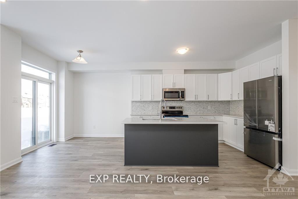 Photo 7 of 1006 Ballyhale Heights, Ottawa, Barrhaven - Half Moon Bay — HOMEH