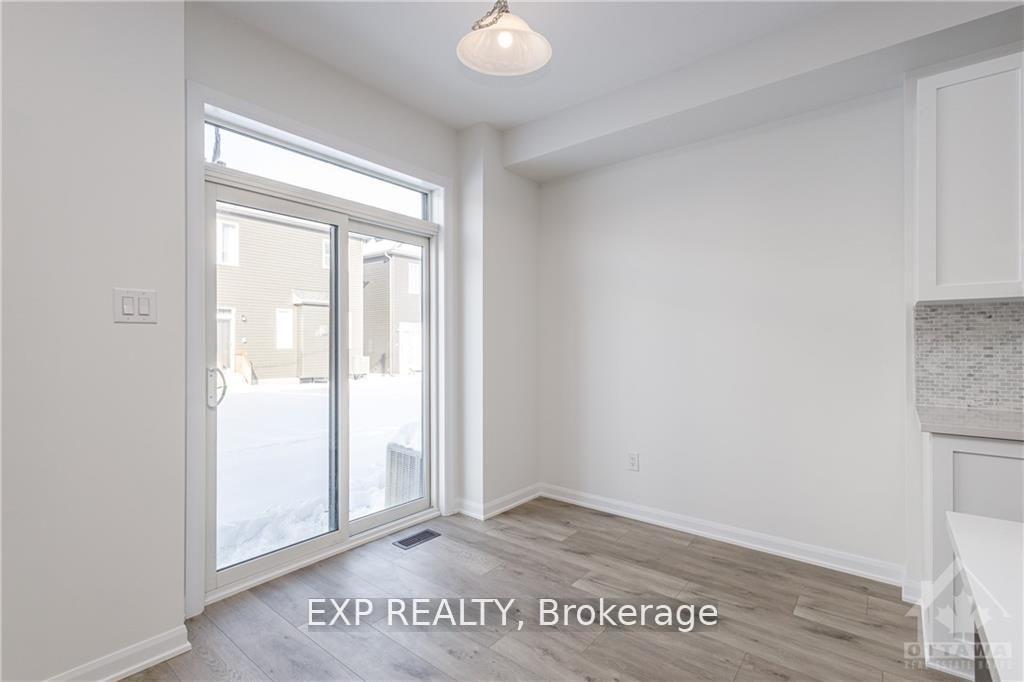 Photo 9 of 1006 Ballyhale Heights, Ottawa, Barrhaven - Half Moon Bay — HOMEH