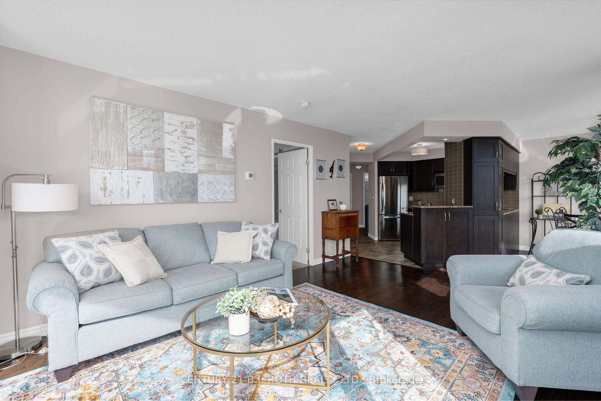 Photo 11 of Unit 907, 140 Dunlop Street E, Barrie, City Centre — HOMEH
