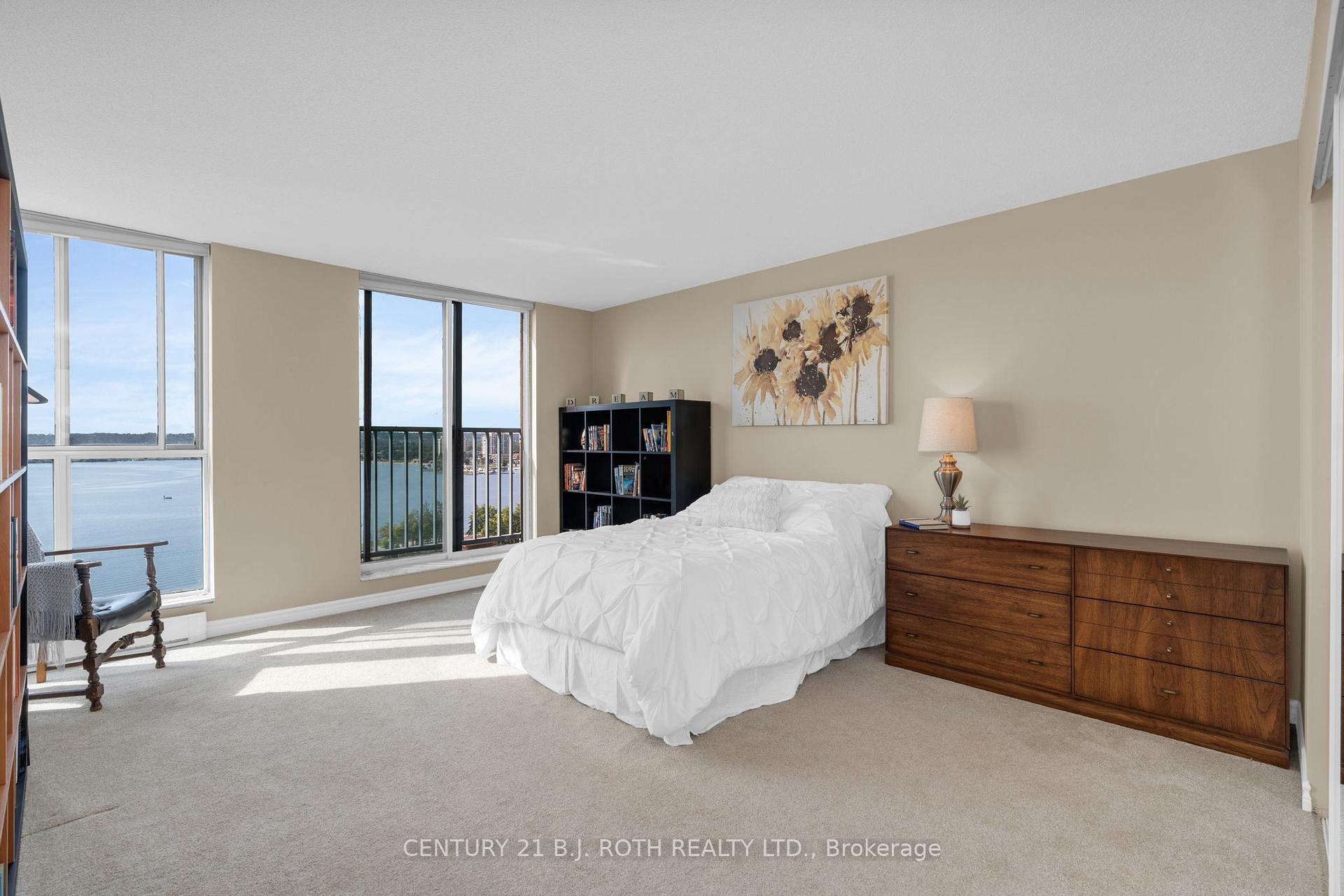Photo 12 of Unit 907, 140 Dunlop Street E, Barrie, City Centre — HOMEH