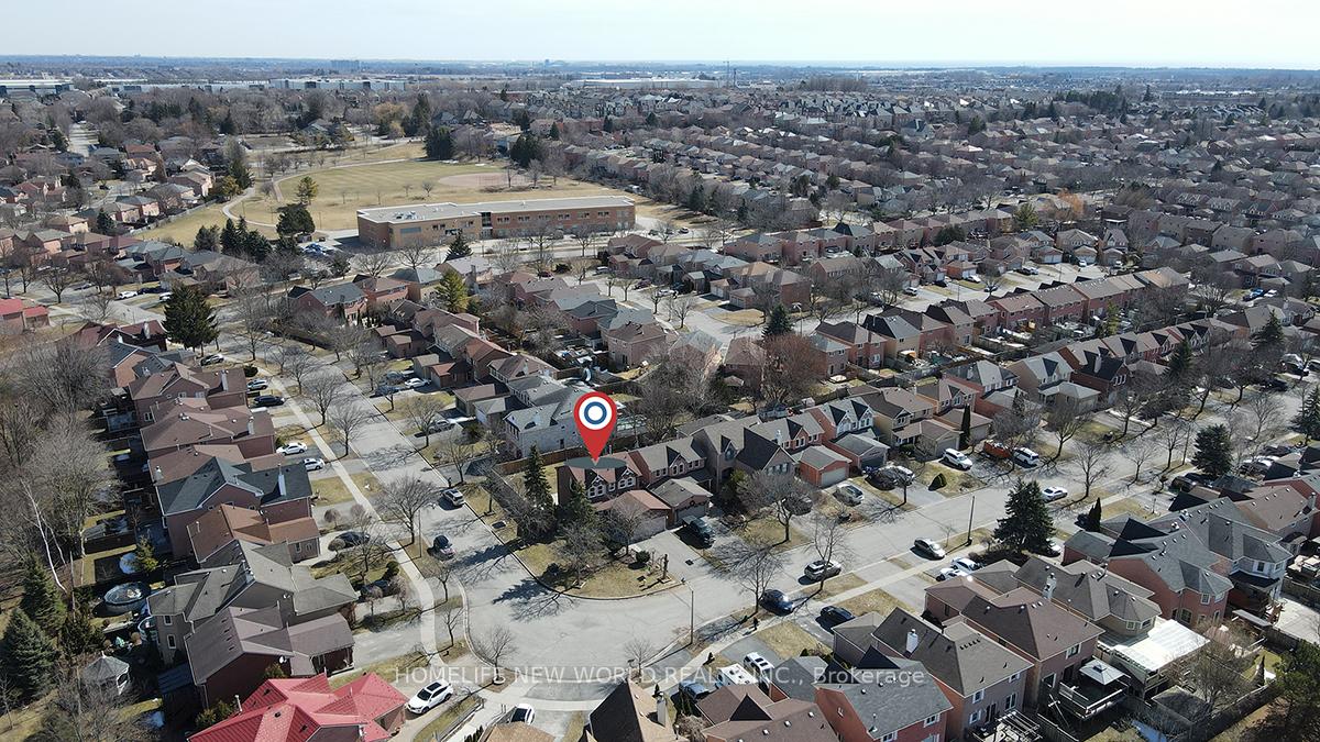 Photo 32 of 61 Noake Crescent, Ajax, Central — HOMEH