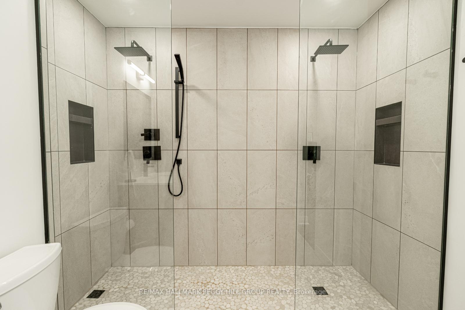 Photo 13 of Unit 501, 2 Toronto Street, Barrie, City Centre — HOMEH