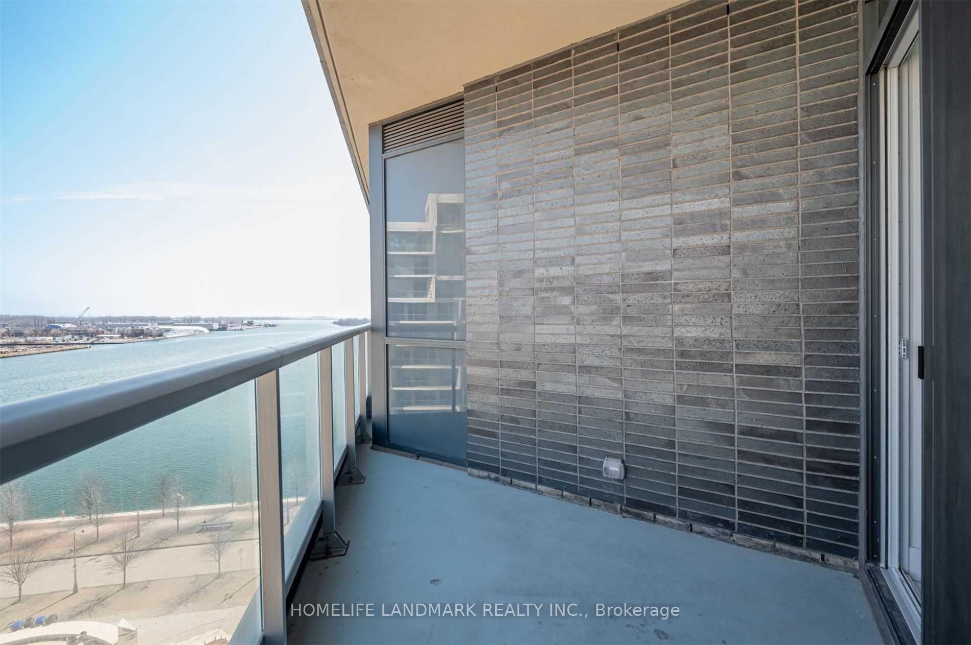 Photo 7 of Unit Ph21, 1 Edgewater Drive, Toronto, Waterfront Communities — HOMEH