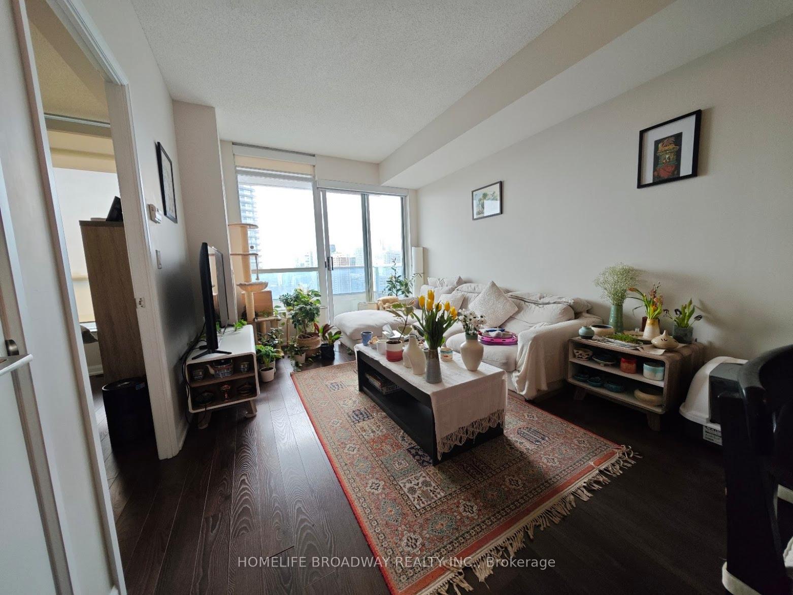 Photo 2 of Unit 2007, 500 Sherbourne Street, Toronto, North St. James Town — HOMEH