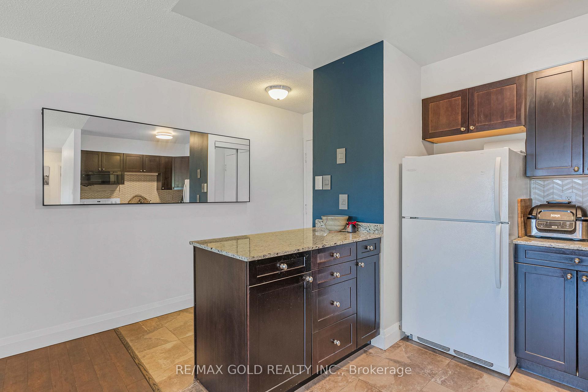 Photo 11 of Unit 302, 270 Eiwo Court, Waterloo — HOMEH