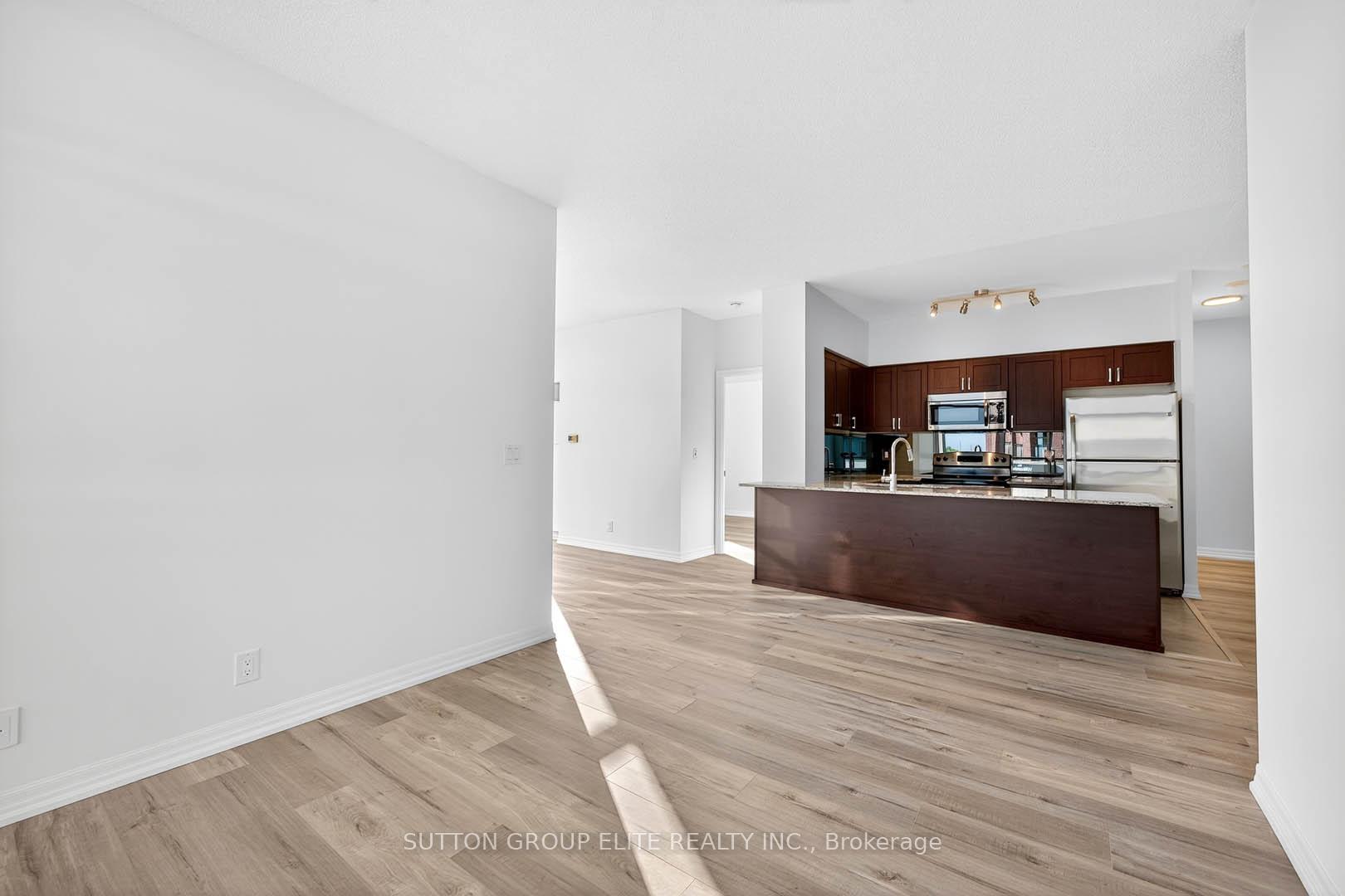 Photo 4 of Unit 310, 1940 Ironstone Drive, Burlington, Uptown — HOMEH