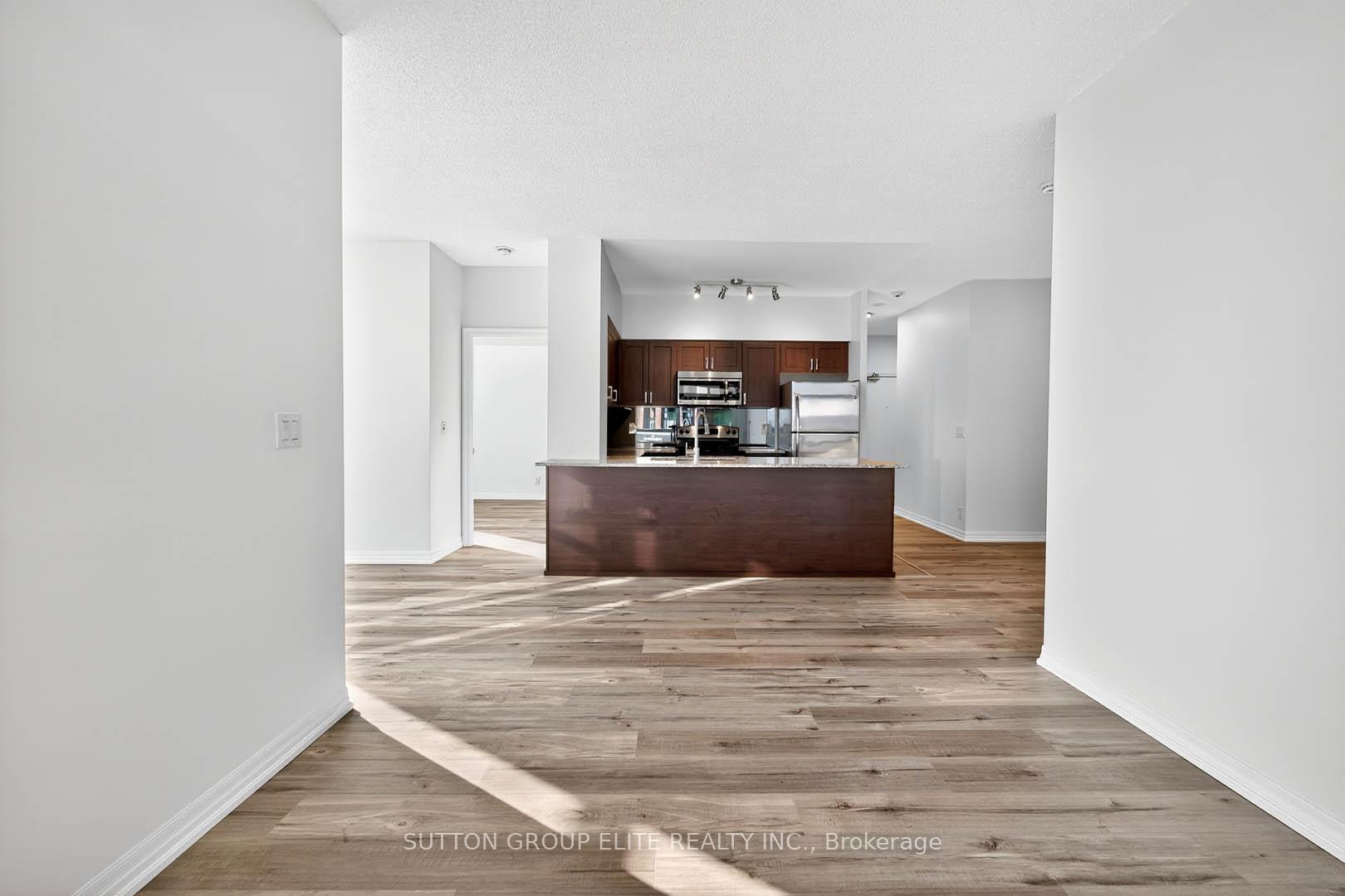 Photo 13 of Unit 310, 1940 Ironstone Drive, Burlington, Uptown — HOMEH