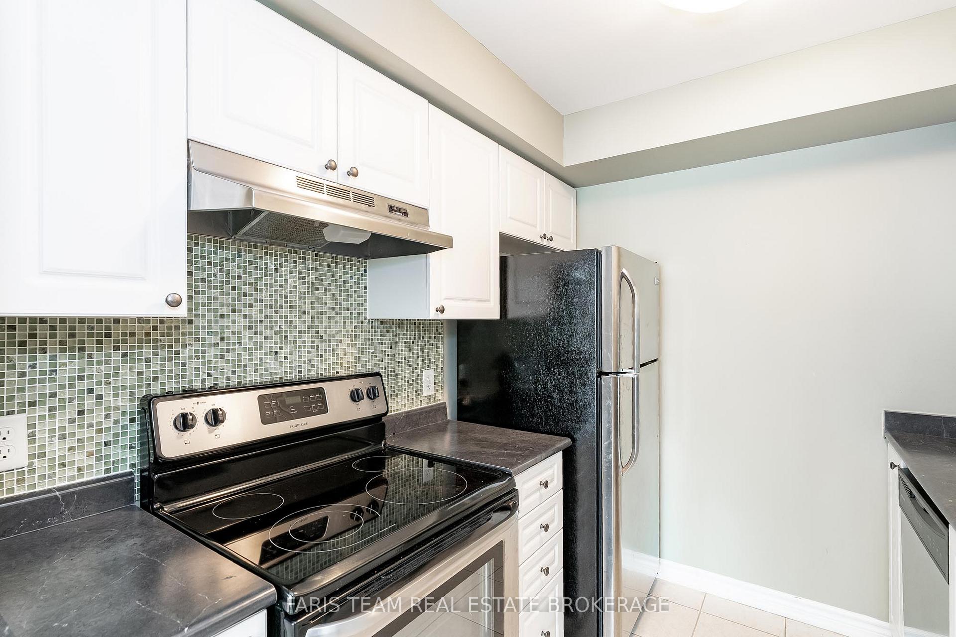Photo 5 of Unit 9, 57 Ferndale Drive S, Barrie, Ardagh — HOMEH