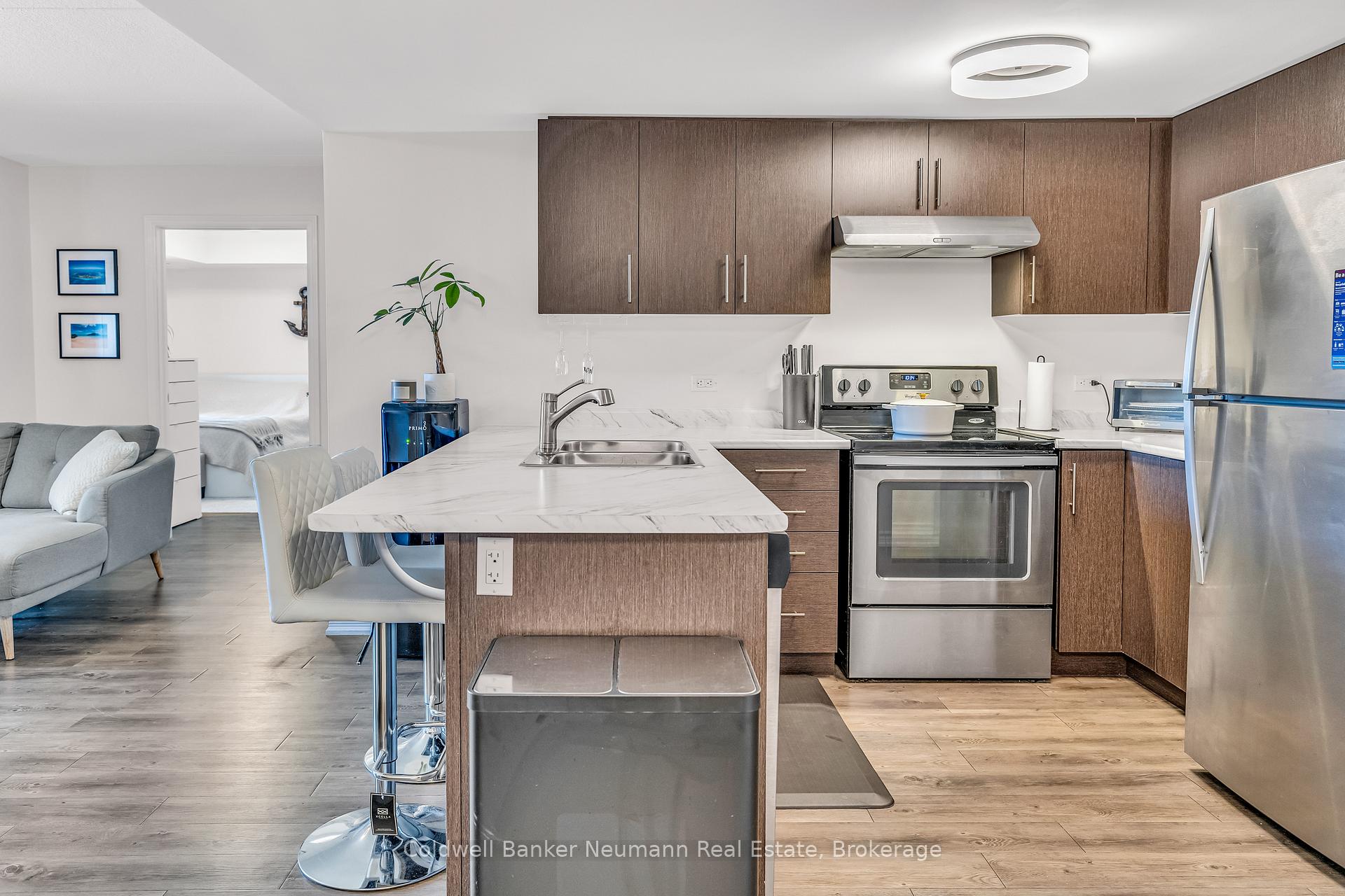 Photo 4 of Unit 205, 7 Kay Crescent, Guelph, Pineridge/Westminster Woods — HOMEH