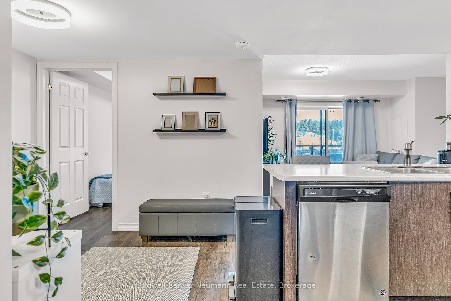 Photo 5 of Unit 205, 7 Kay Crescent, Guelph, Pineridge/Westminster Woods — HOMEH