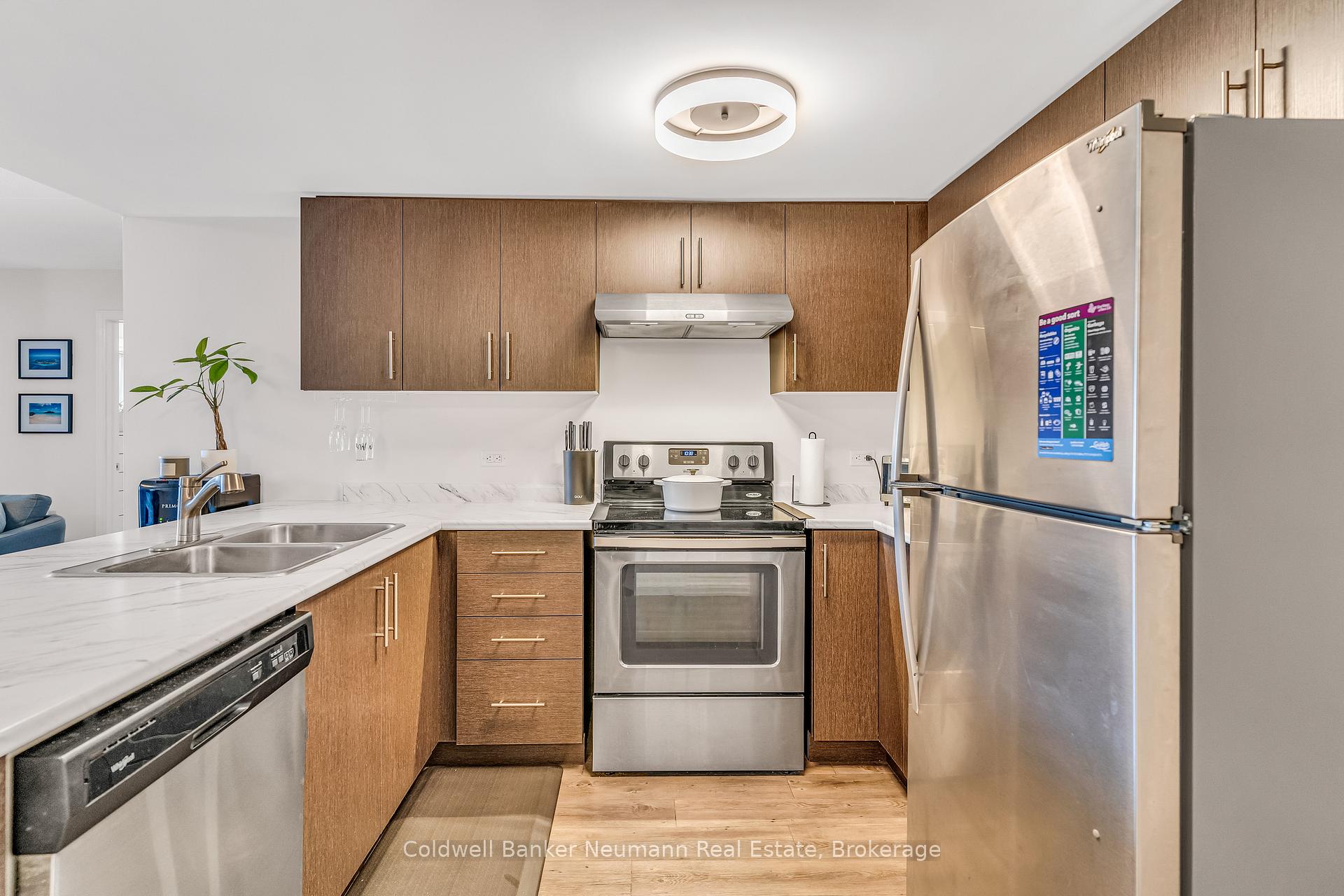 Photo 7 of Unit 205, 7 Kay Crescent, Guelph, Pineridge/Westminster Woods — HOMEH