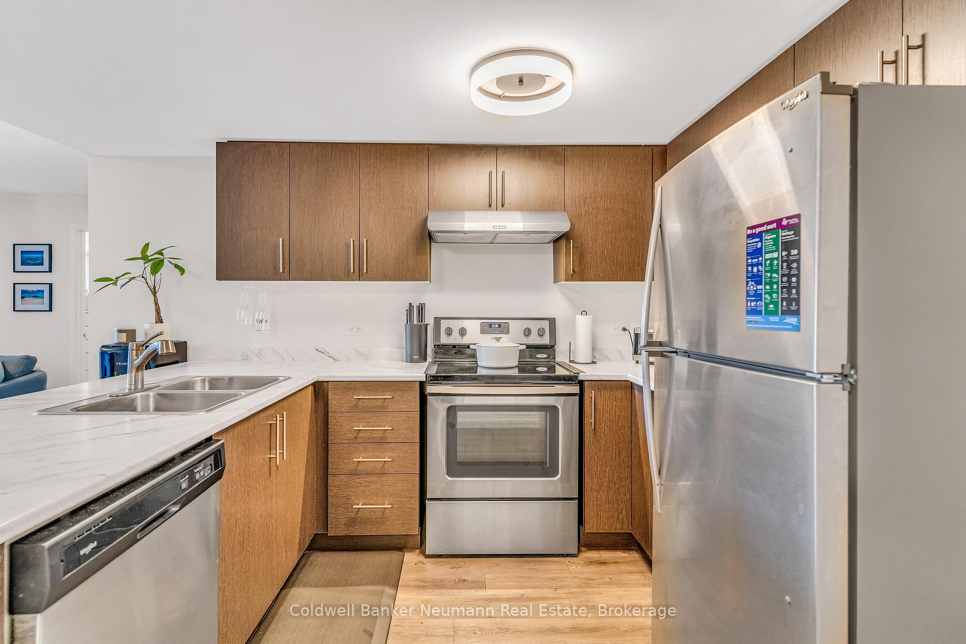 Photo 8 of Unit 205, 7 Kay Crescent, Guelph, Pineridge/Westminster Woods — HOMEH