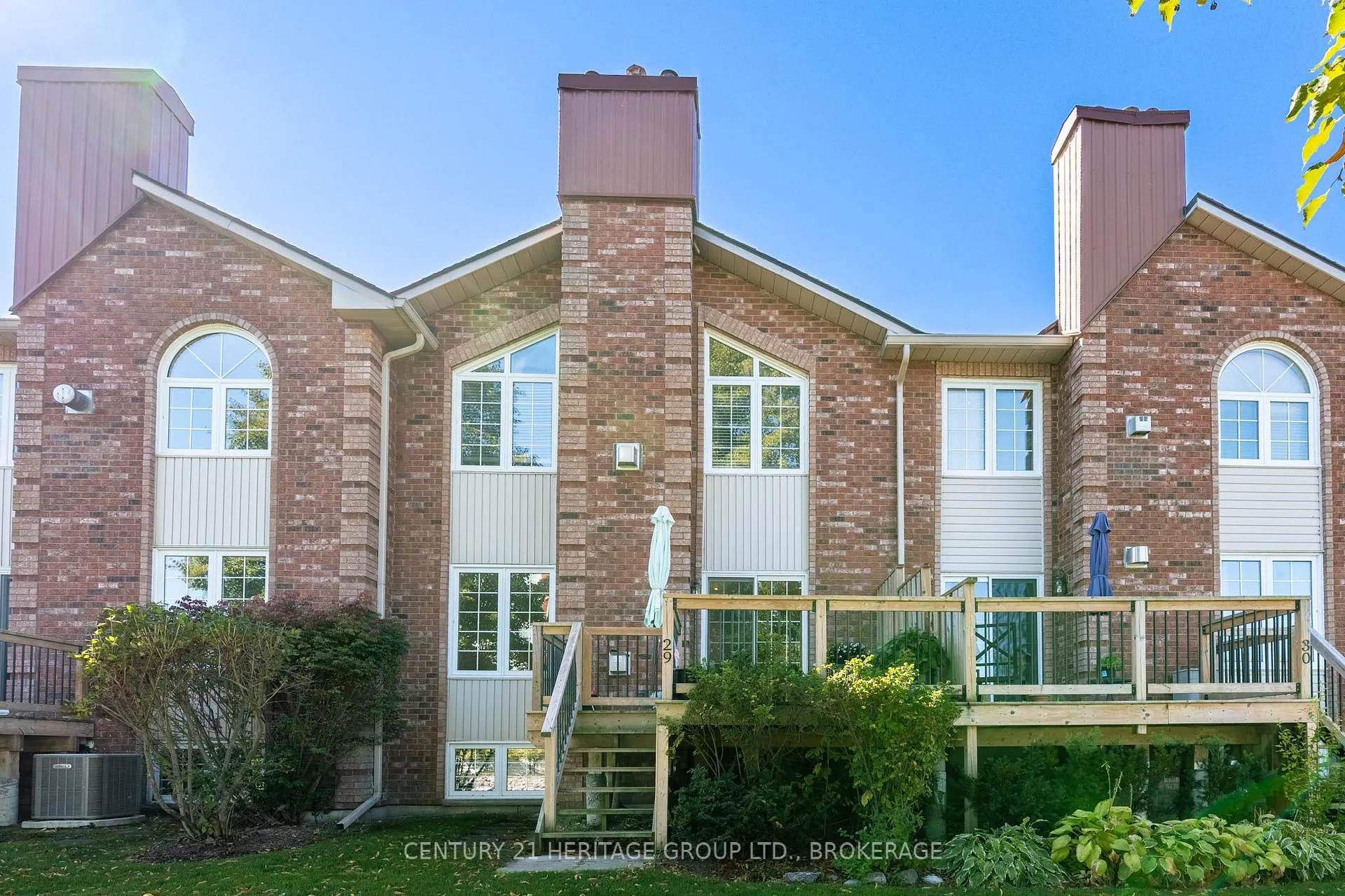 Photo 5 of Unit 29, 1098 King Street W, Kingston, Central City West — HOMEH