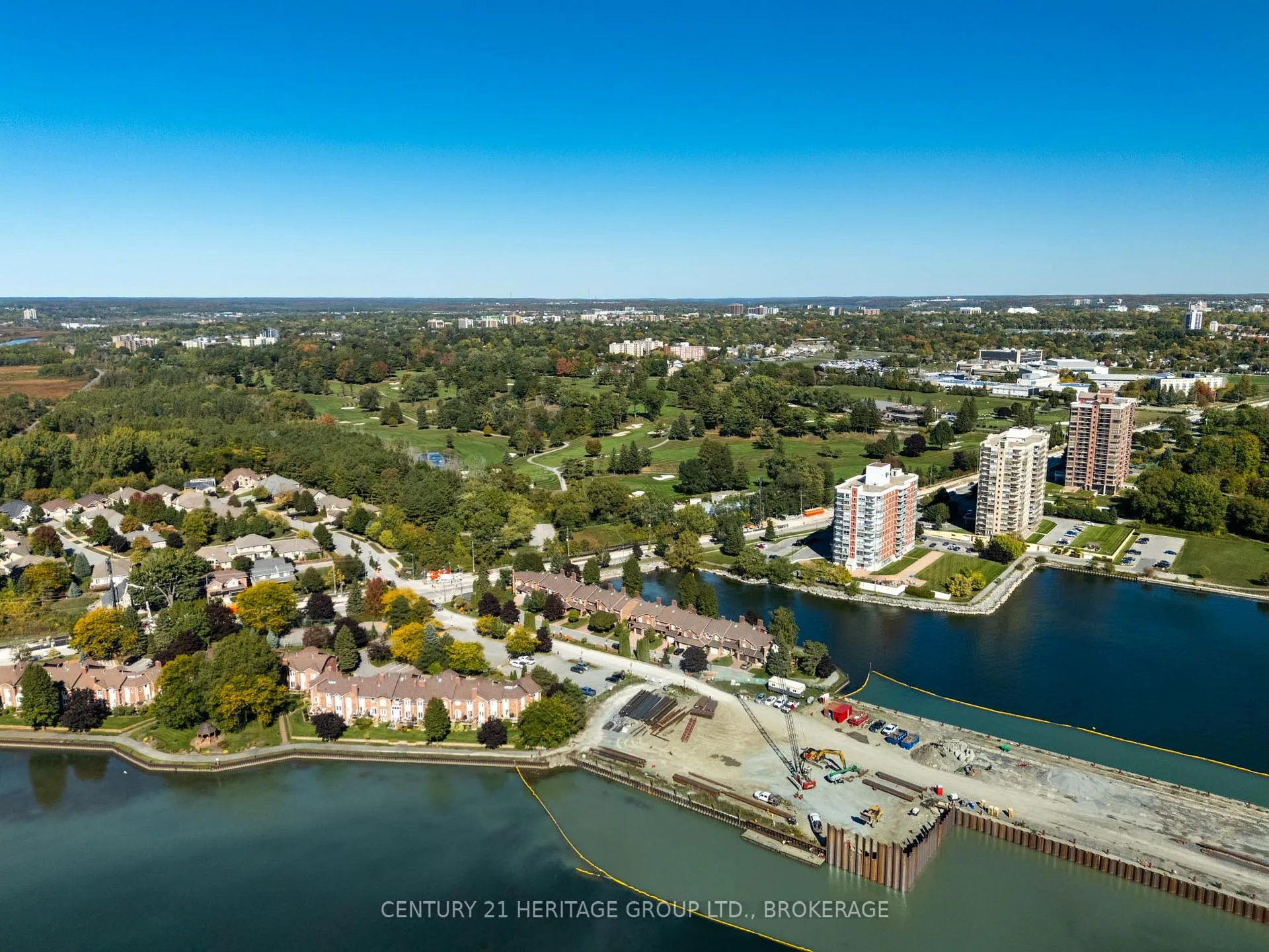 Photo 8 of Unit 29, 1098 King Street W, Kingston, Central City West — HOMEH