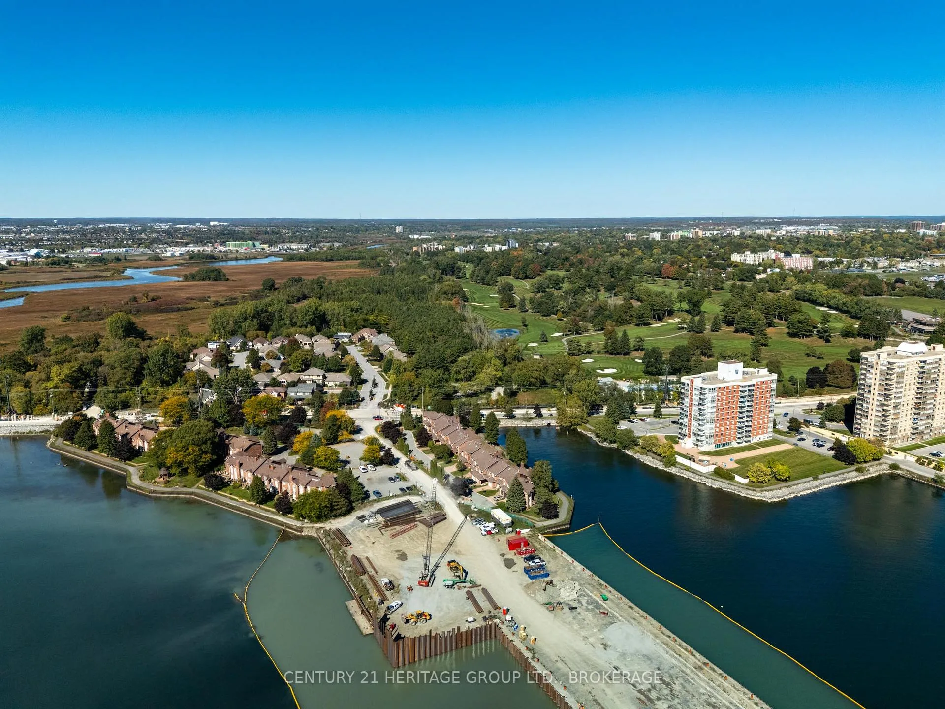 Photo 9 of Unit 29, 1098 King Street W, Kingston, Central City West — HOMEH