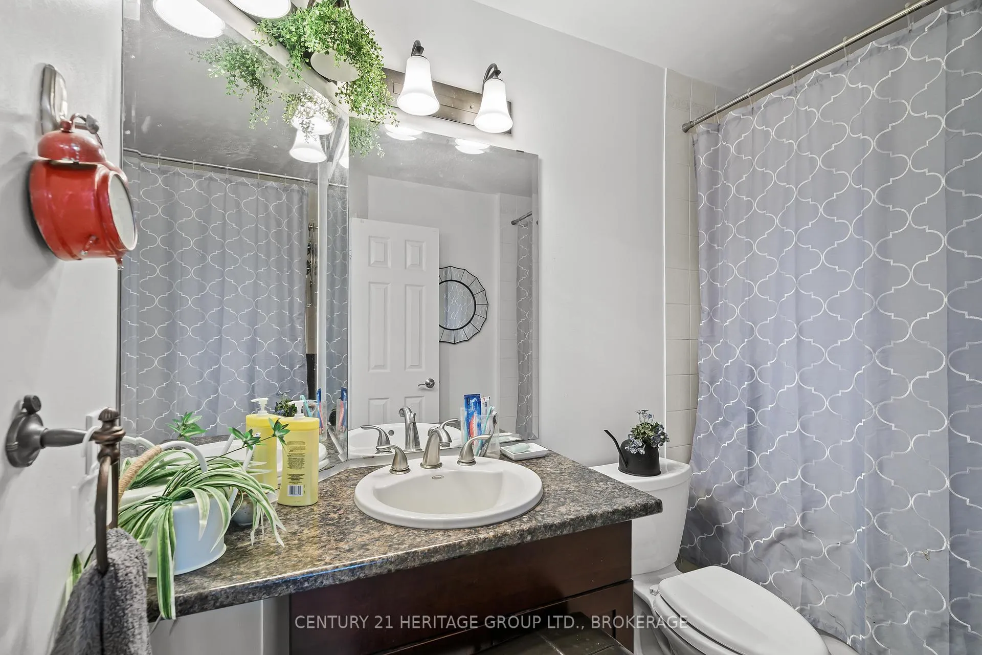 Photo 31 of Unit 29, 1098 King Street W, Kingston, Central City West — HOMEH