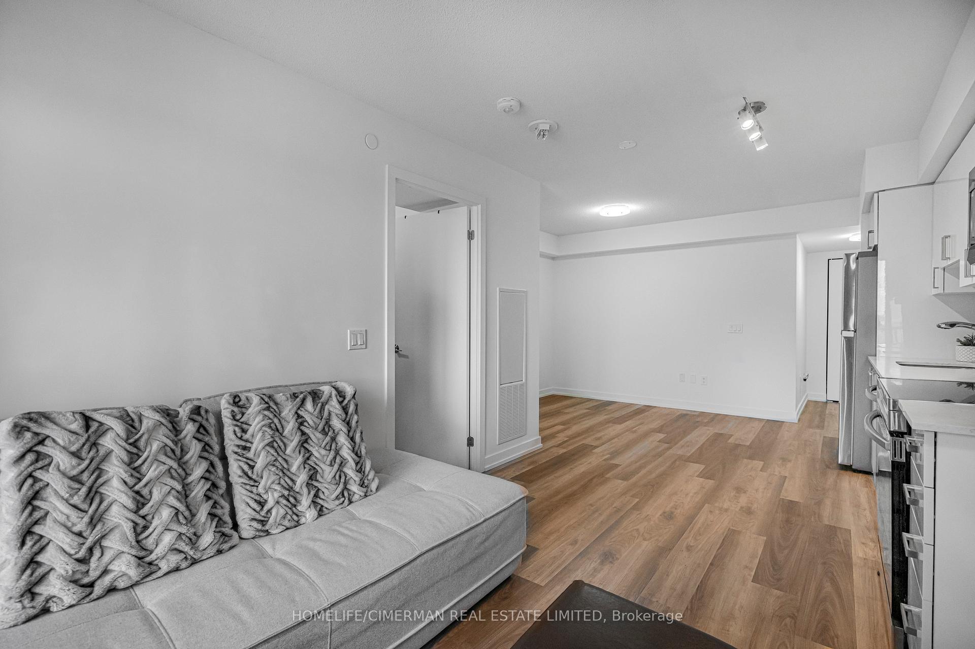 Photo 13 of Unit 508, 1480 Bayly Street, Pickering, Bay Ridges — HOMEH