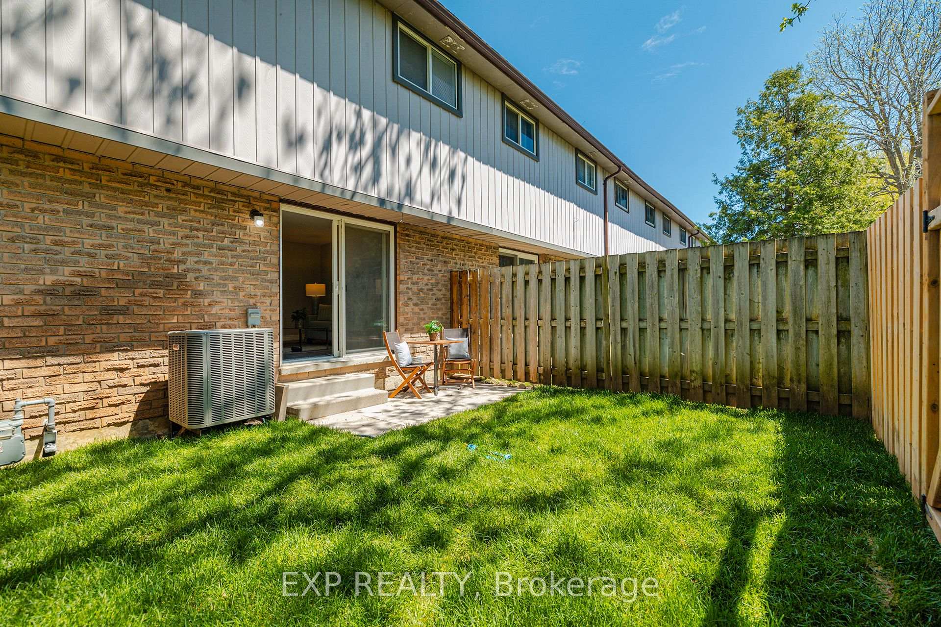 Photo 7 of Unit 12, 25 Thaler Avenue, Kitchener — HOMEH