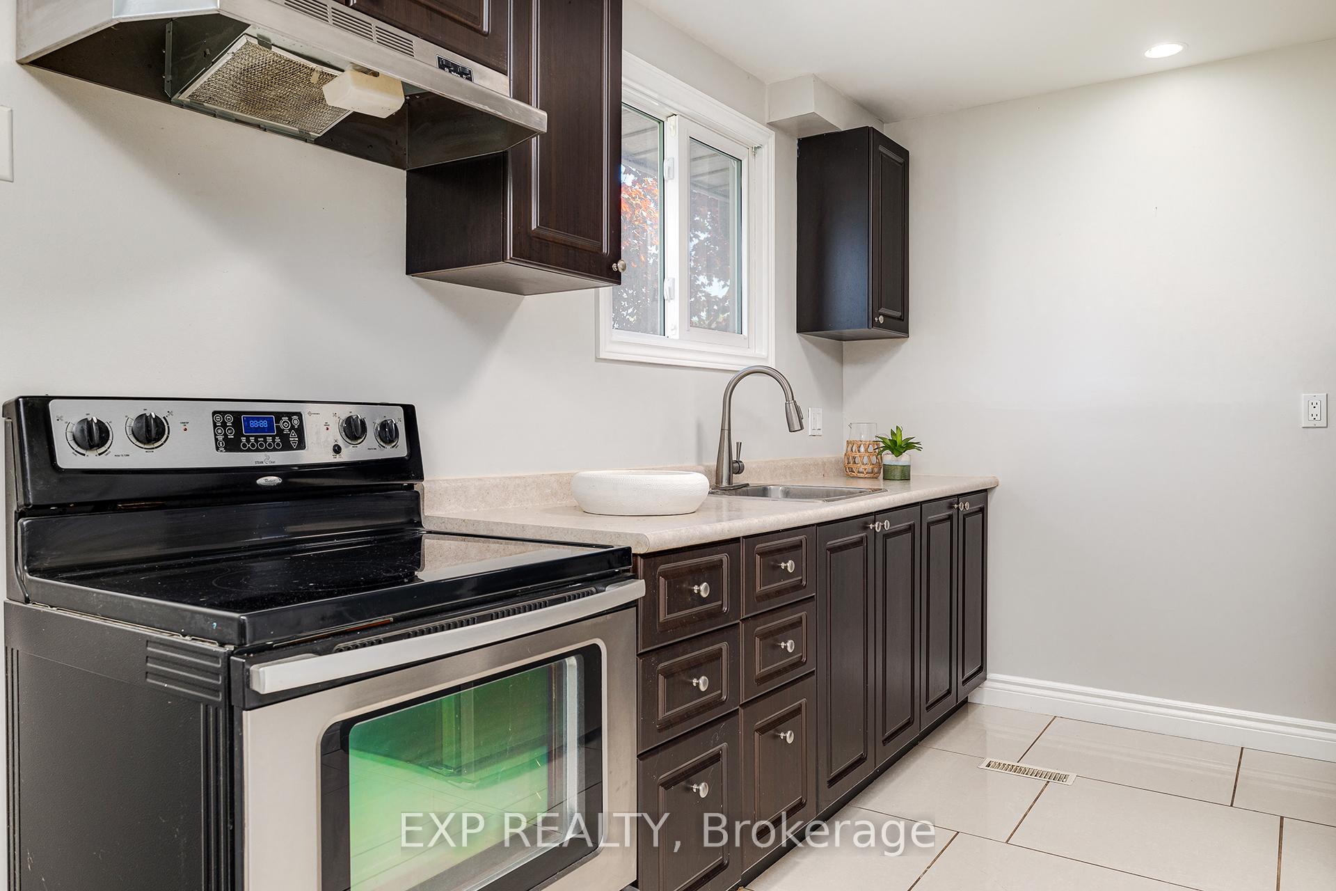 Photo 9 of Unit 12, 25 Thaler Avenue, Kitchener — HOMEH