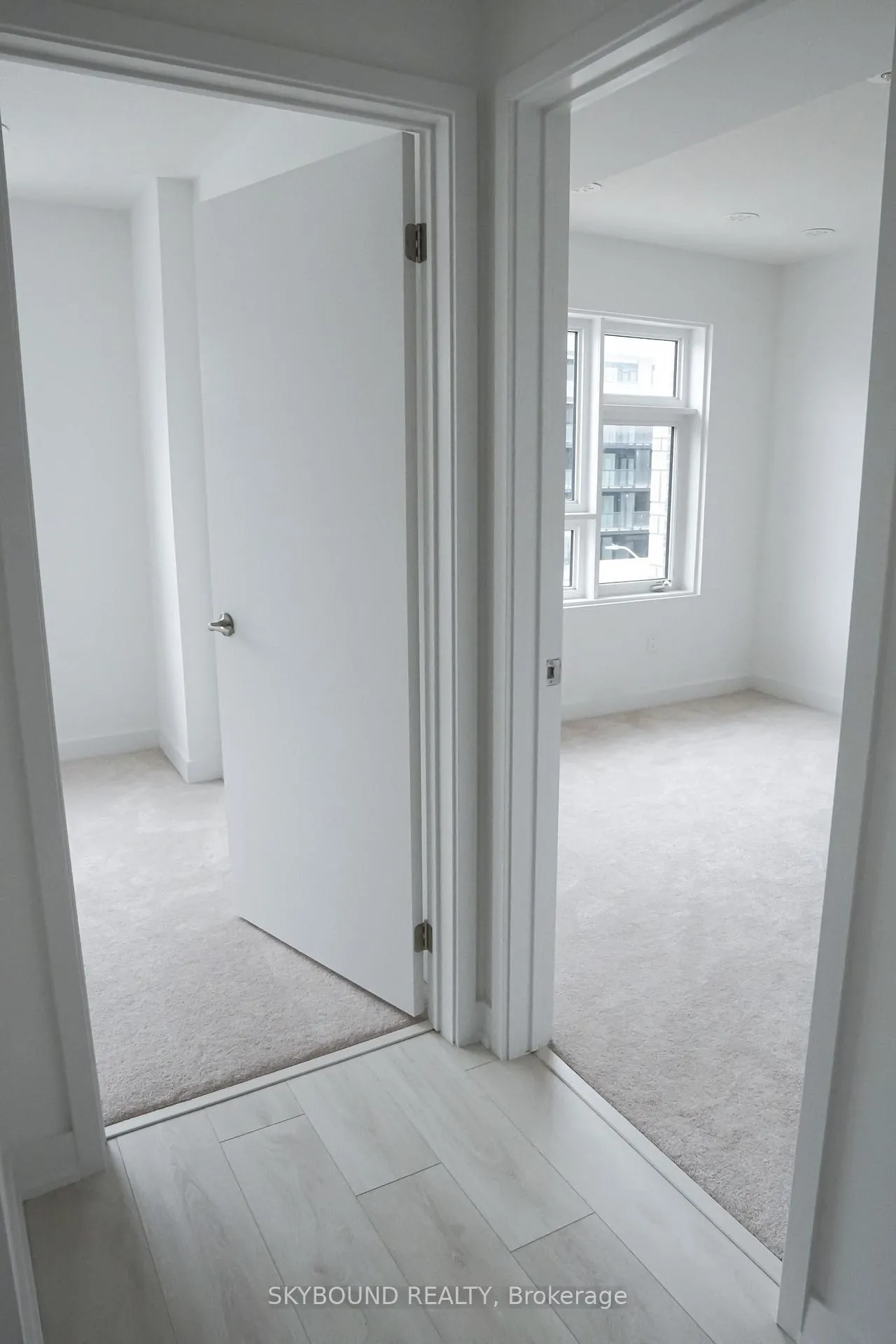Photo 10 of Unit 47, 1121 Cooke Boulevard, Burlington, LaSalle — HOMEH