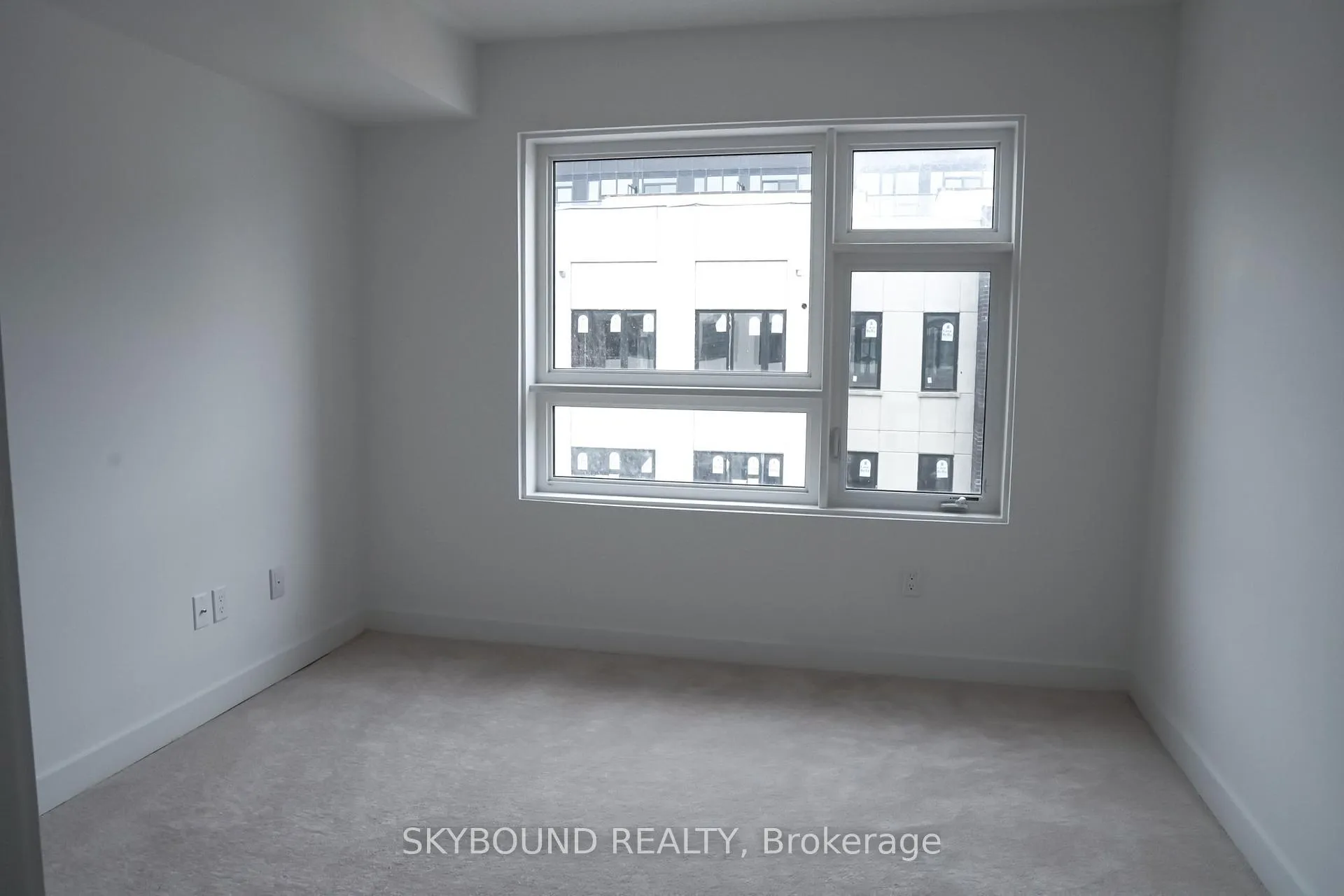 Photo 11 of Unit 47, 1121 Cooke Boulevard, Burlington, LaSalle — HOMEH