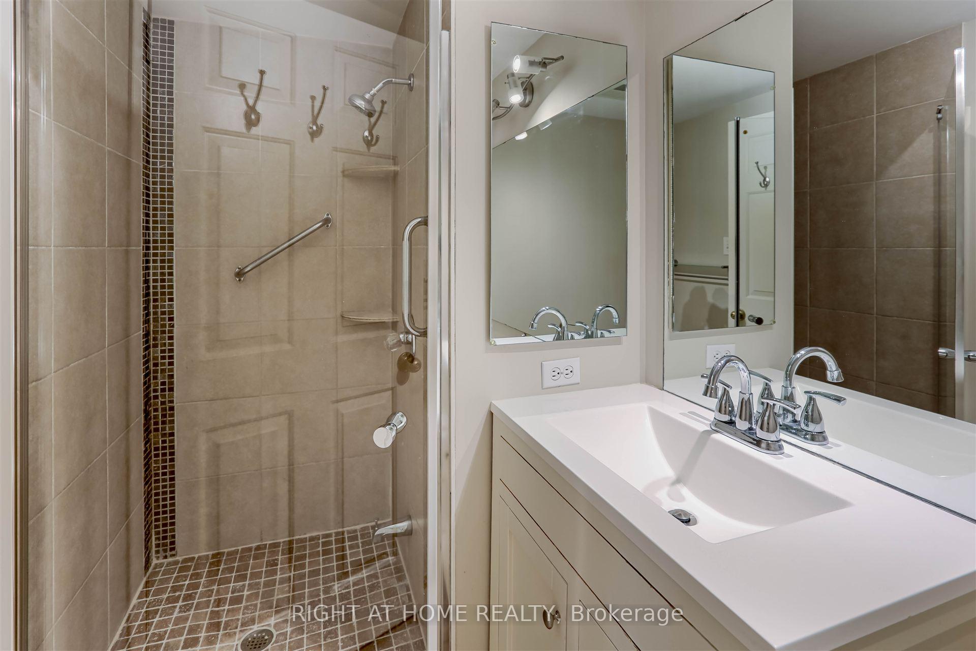 Photo 20 of Unit 305, 271 Ridley Boulevard, Toronto, Bedford Park-Nortown — HOMEH