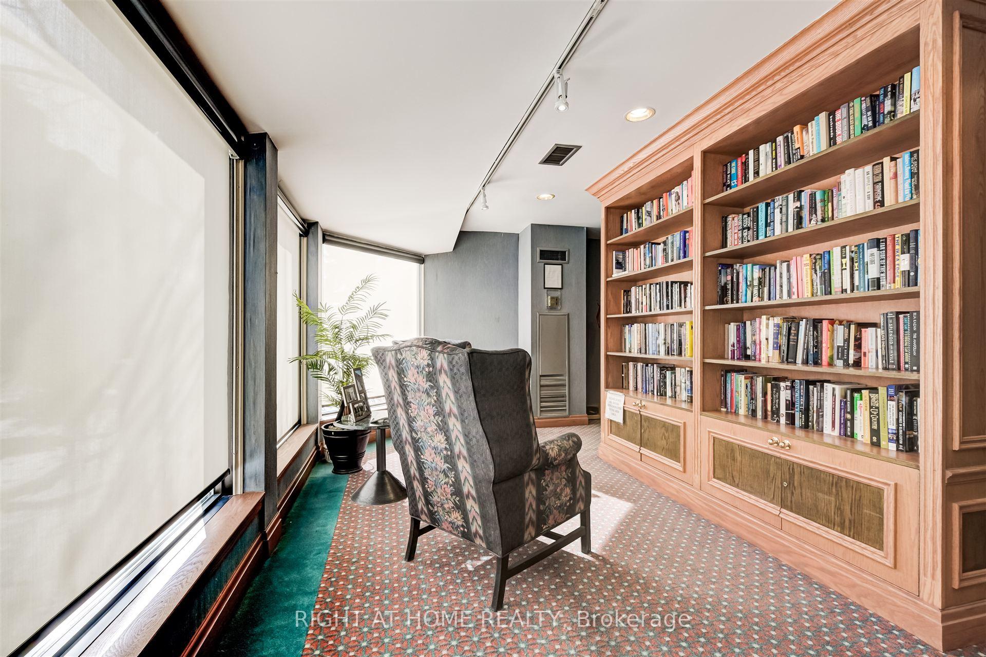 Photo 26 of Unit 305, 271 Ridley Boulevard, Toronto, Bedford Park-Nortown — HOMEH