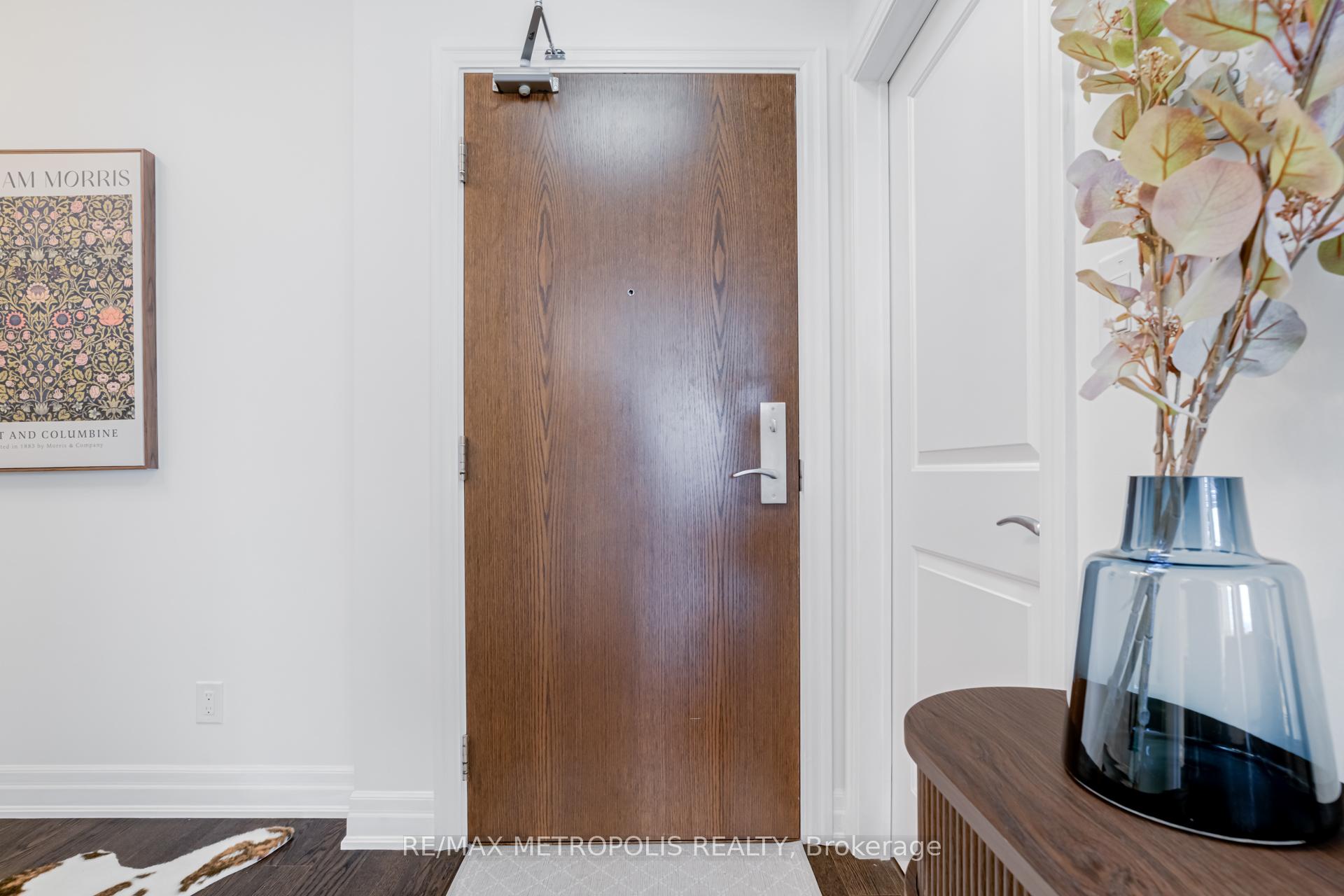 Photo 4 of Unit 416, 111 Civic Square Gate, Aurora, Bayview Wellington — HOMEH