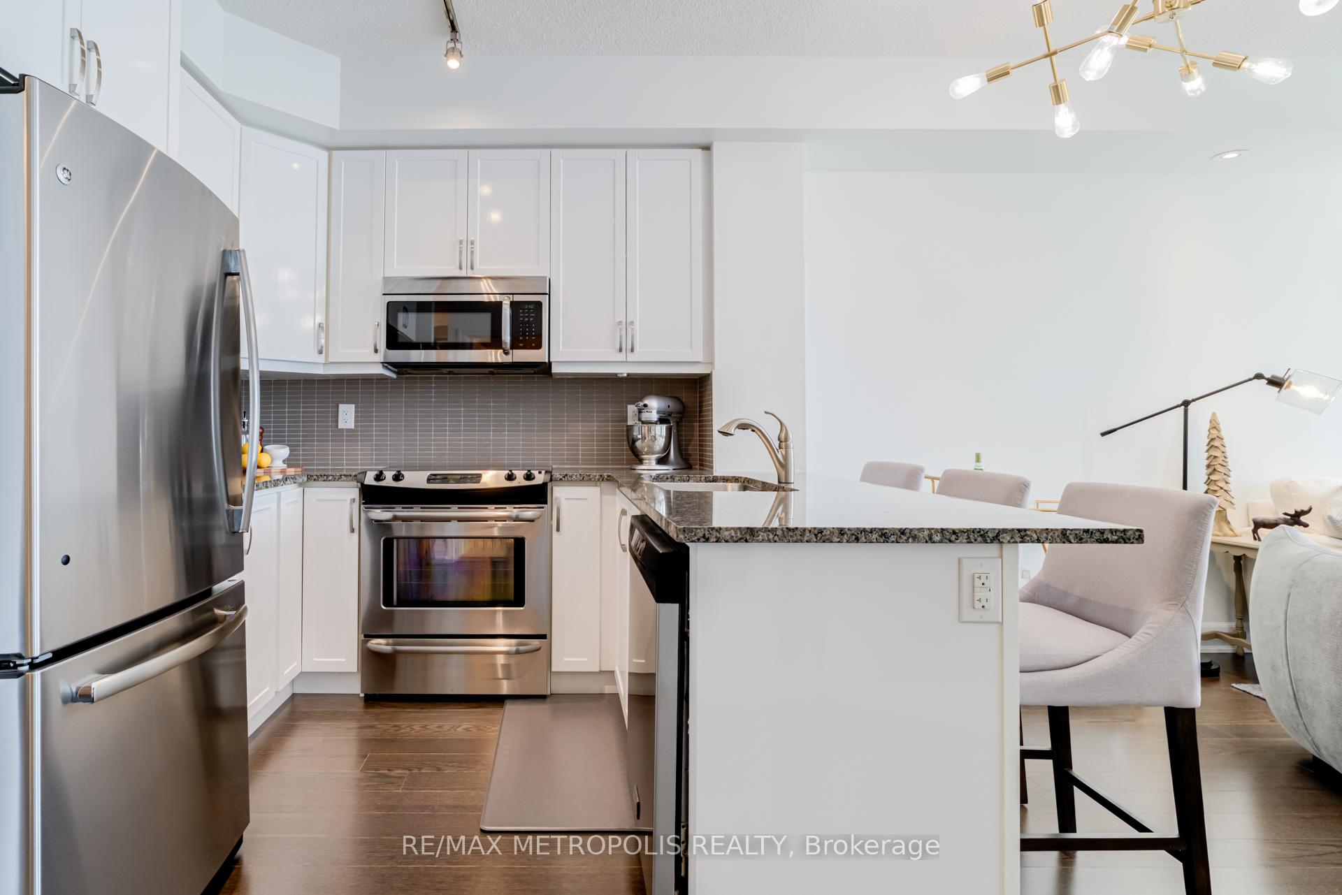 Photo 8 of Unit 416, 111 Civic Square Gate, Aurora, Bayview Wellington — HOMEH