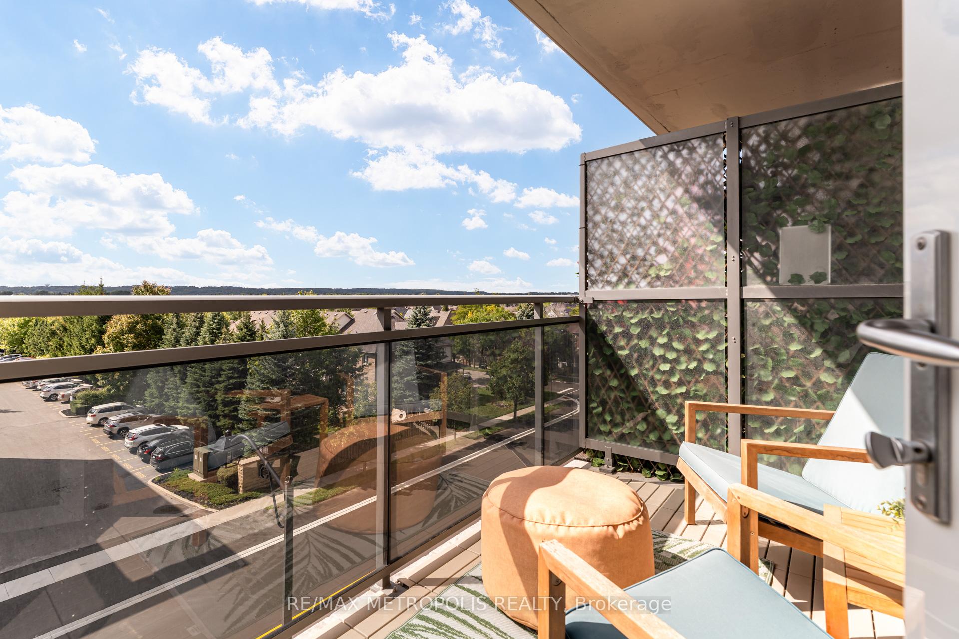Photo 15 of Unit 416, 111 Civic Square Gate, Aurora, Bayview Wellington — HOMEH