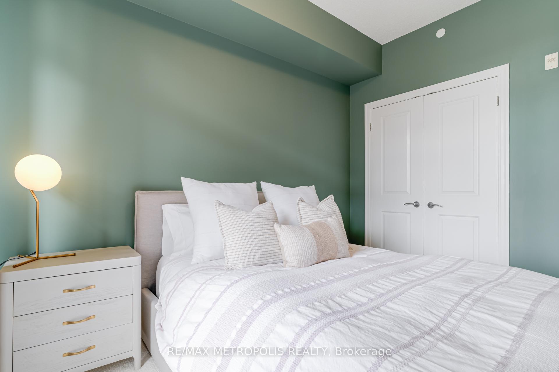 Photo 18 of Unit 416, 111 Civic Square Gate, Aurora, Bayview Wellington — HOMEH