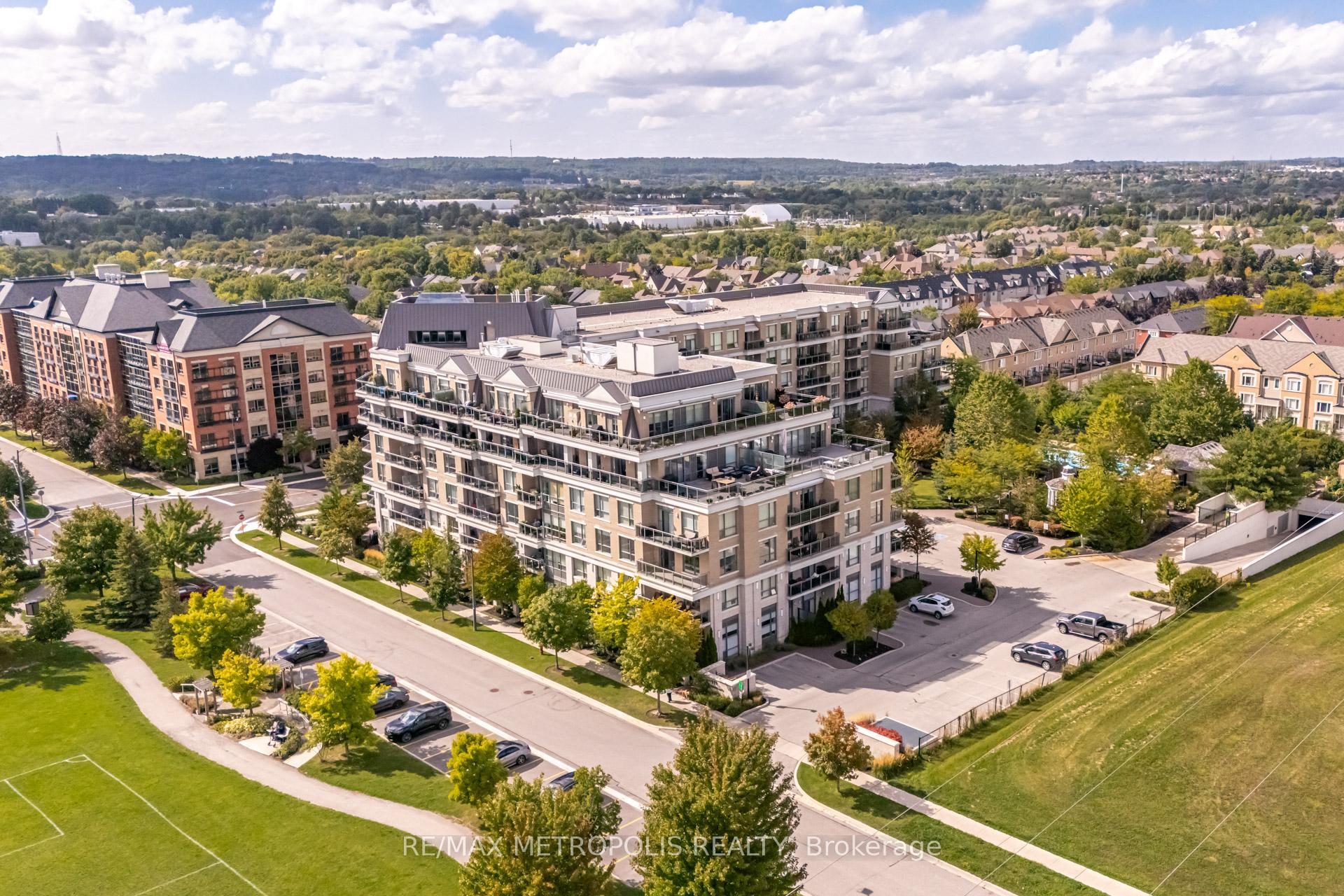 Photo 41 of Unit 416, 111 Civic Square Gate, Aurora, Bayview Wellington — HOMEH