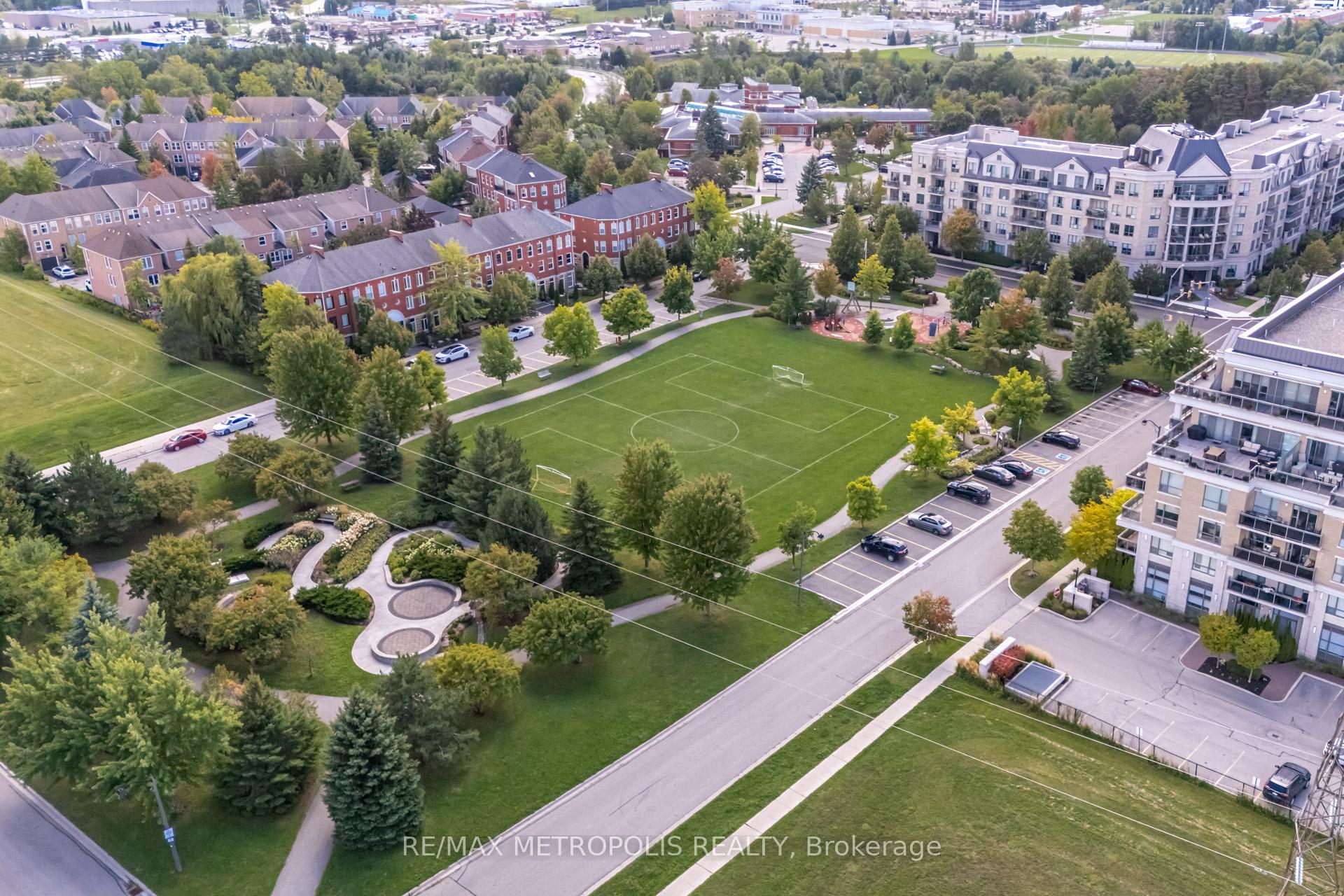 Photo 45 of Unit 416, 111 Civic Square Gate, Aurora, Bayview Wellington — HOMEH