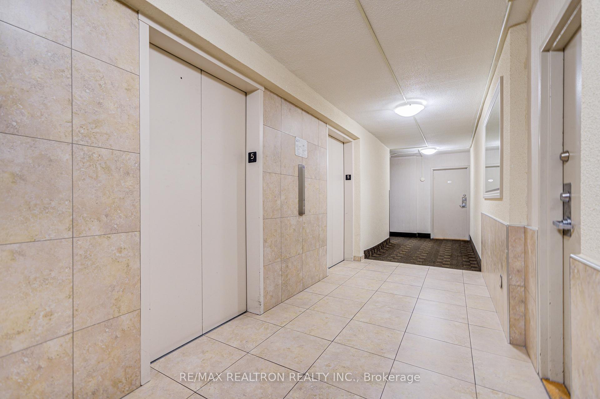 Photo 5 of Unit 504, 3 Massey Square, Toronto, Crescent Town — HOMEH