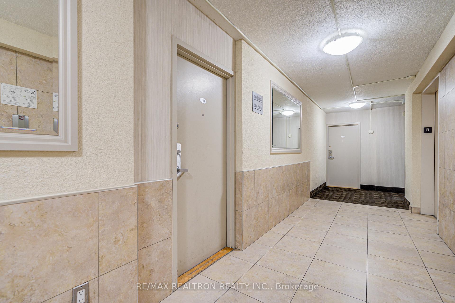 Photo 6 of Unit 504, 3 Massey Square, Toronto, Crescent Town — HOMEH