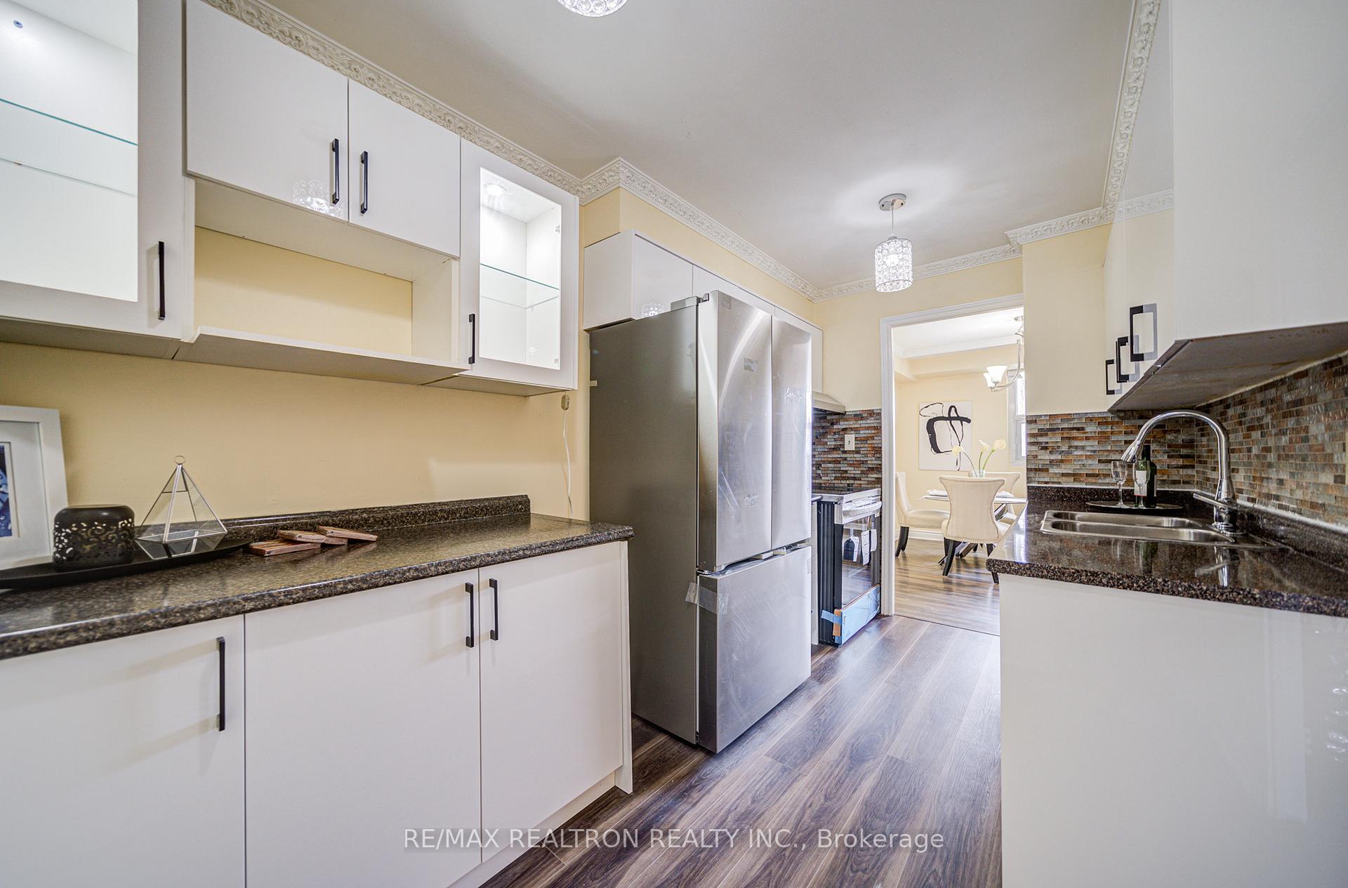 Photo 26 of Unit 504, 3 Massey Square, Toronto, Crescent Town — HOMEH