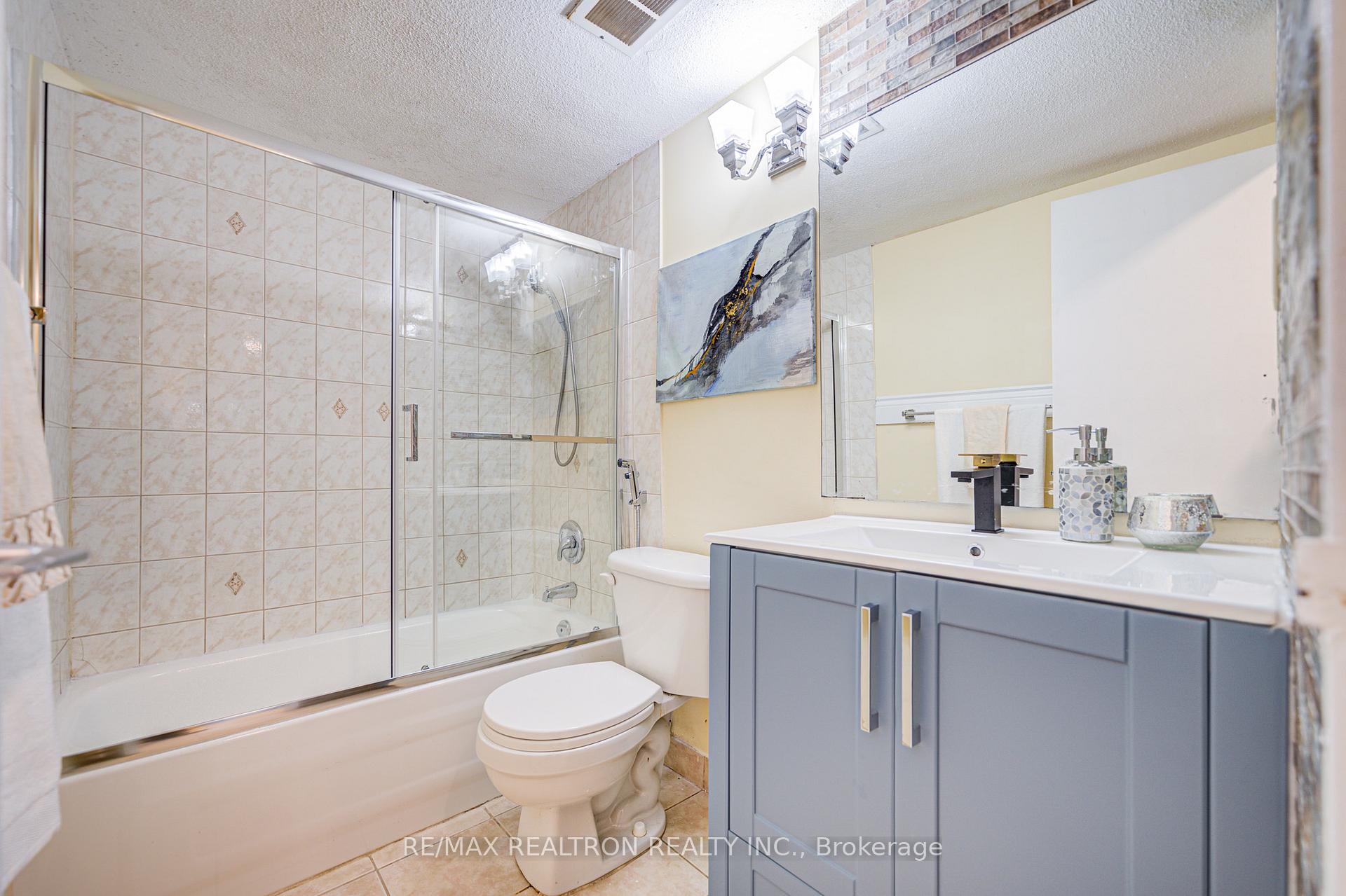 Photo 39 of Unit 504, 3 Massey Square, Toronto, Crescent Town — HOMEH