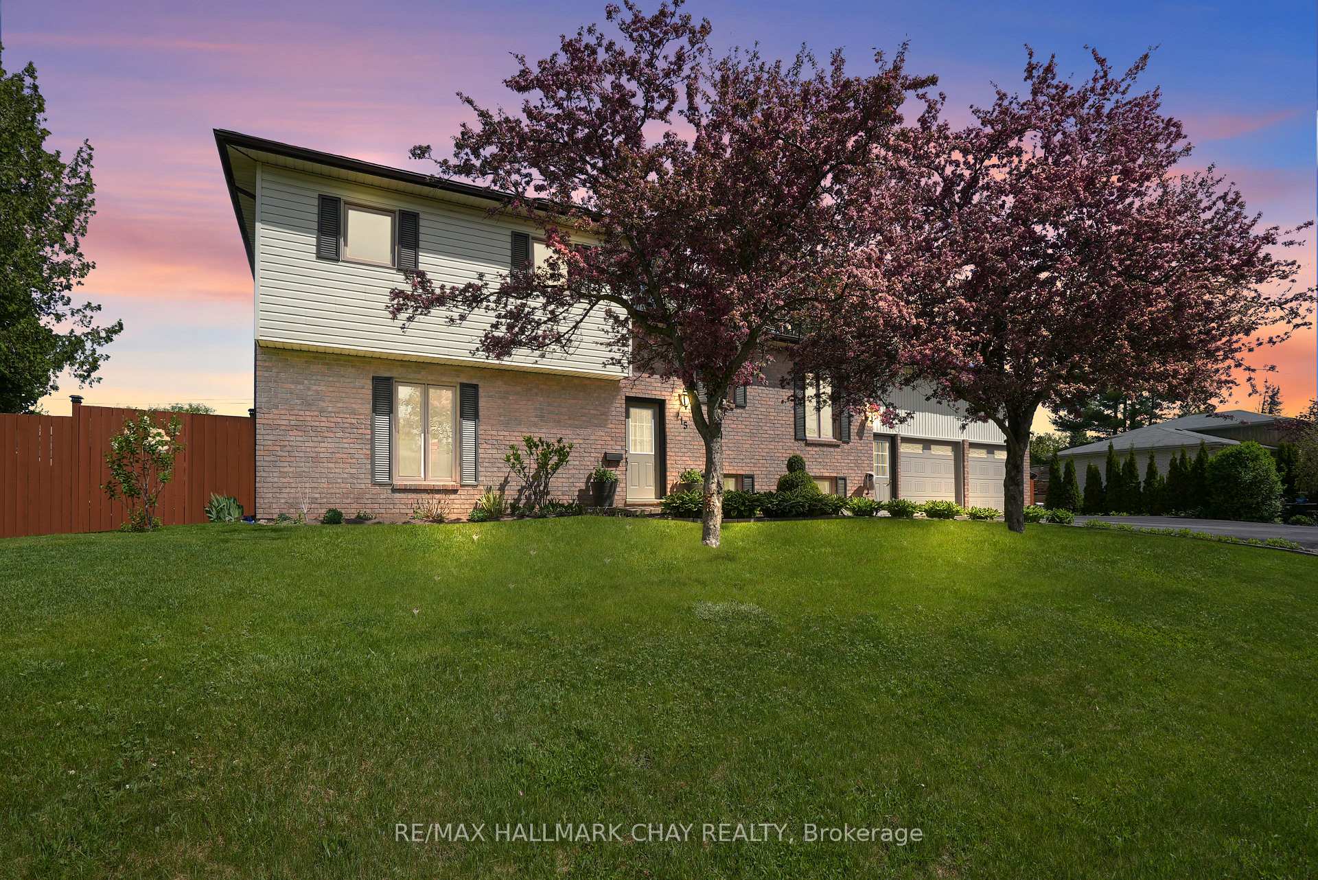 Photo 5 of 215 McGeorge Avenue, Essa, Angus — HOMEH
