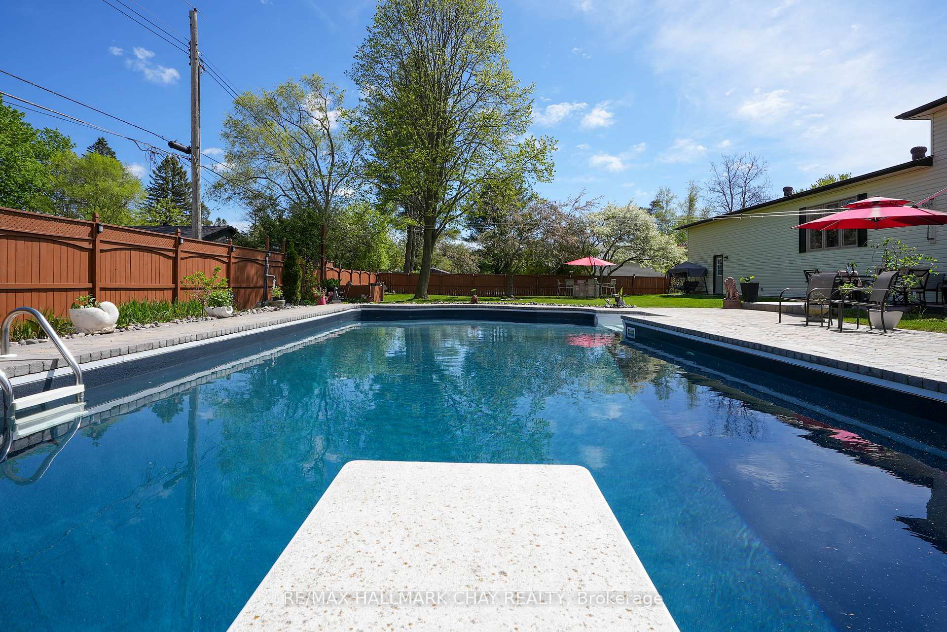 Photo 33 of 215 McGeorge Avenue, Essa, Angus — HOMEH