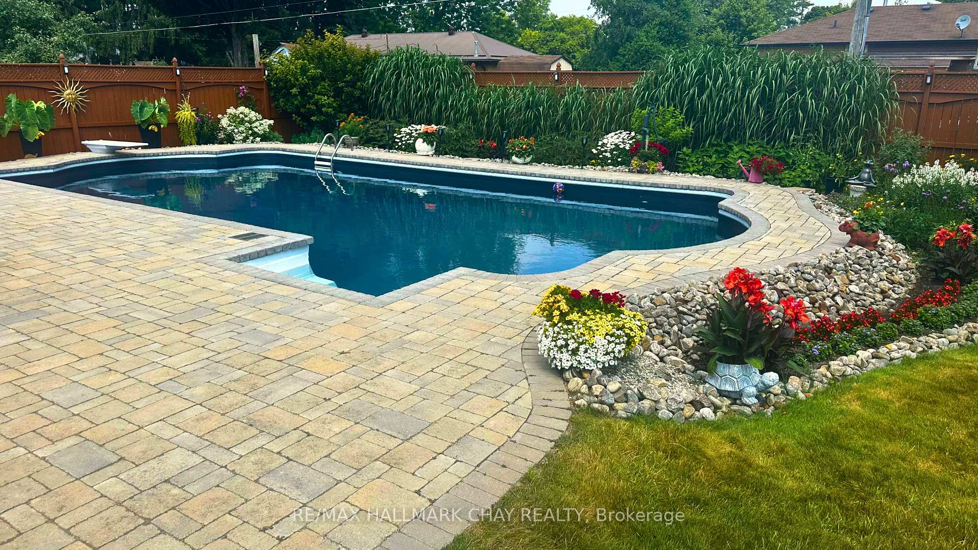 Photo 34 of 215 McGeorge Avenue, Essa, Angus — HOMEH