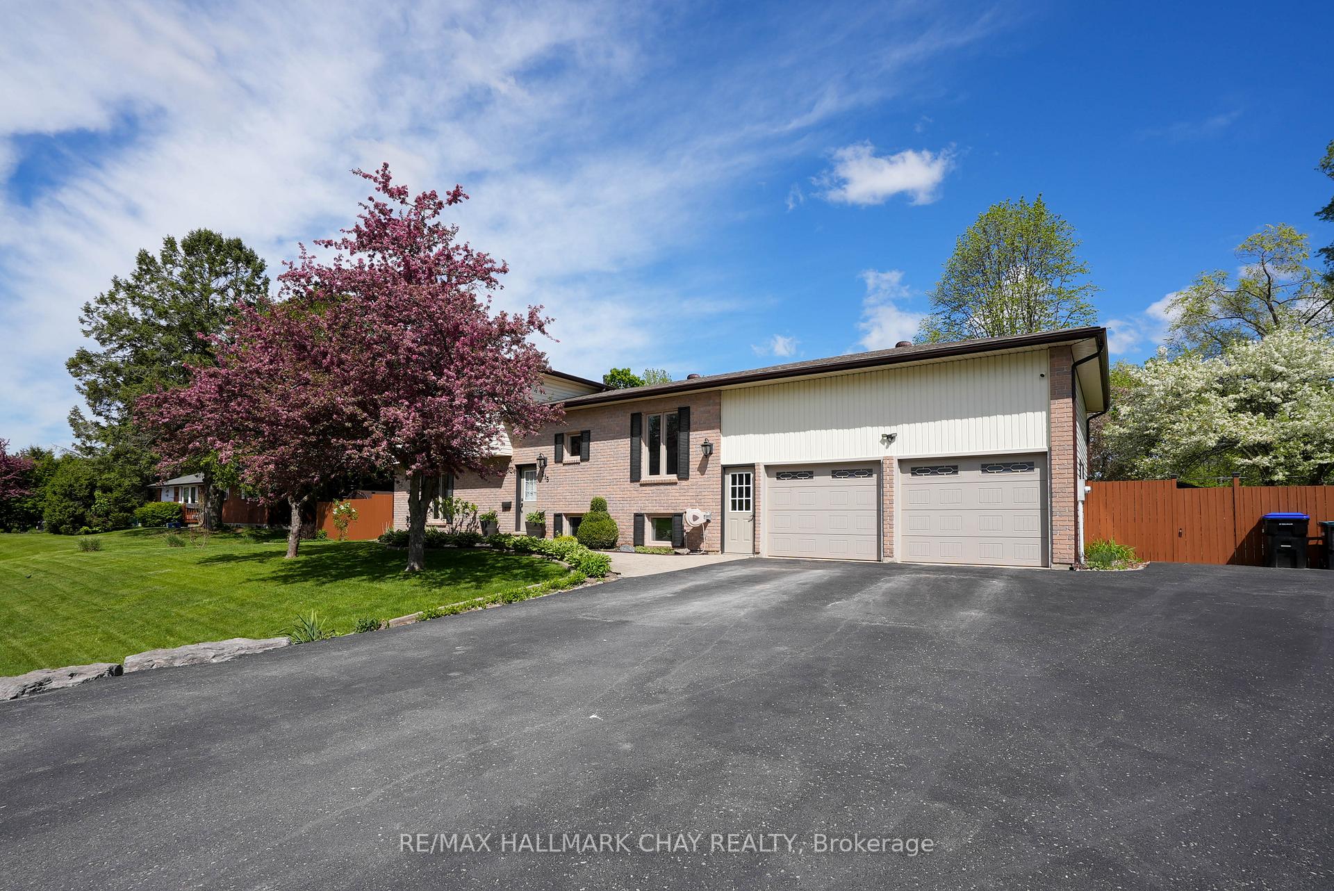 Photo 43 of 215 McGeorge Avenue, Essa, Angus — HOMEH